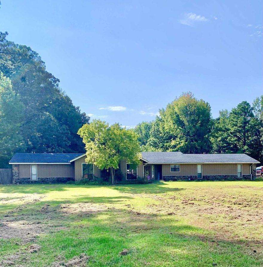 Discover your dream home nestled on 2.39 acres! This cozy and beautiful property features a spacious 60x52 Shop, a newer roof installed 2024, & two efficient A/C units to keep you comfortable year-round. Don't miss your chance to see this gem! Schedule your showing today!