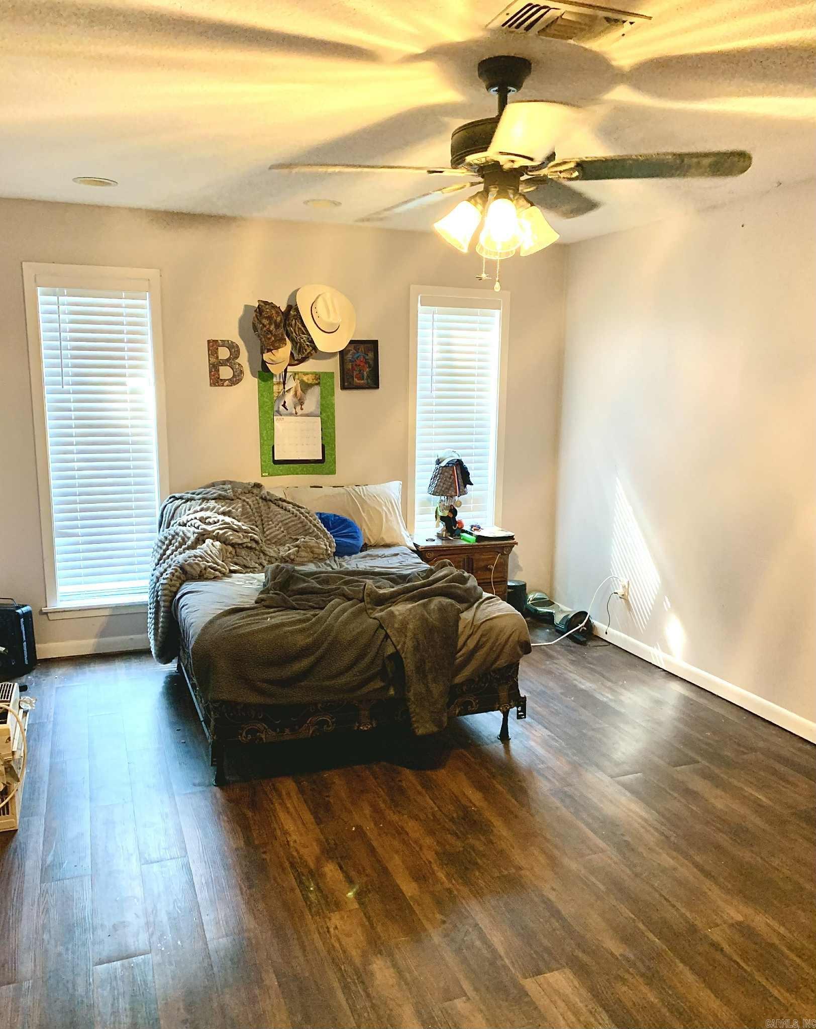 CROSS RIDGE - Residential