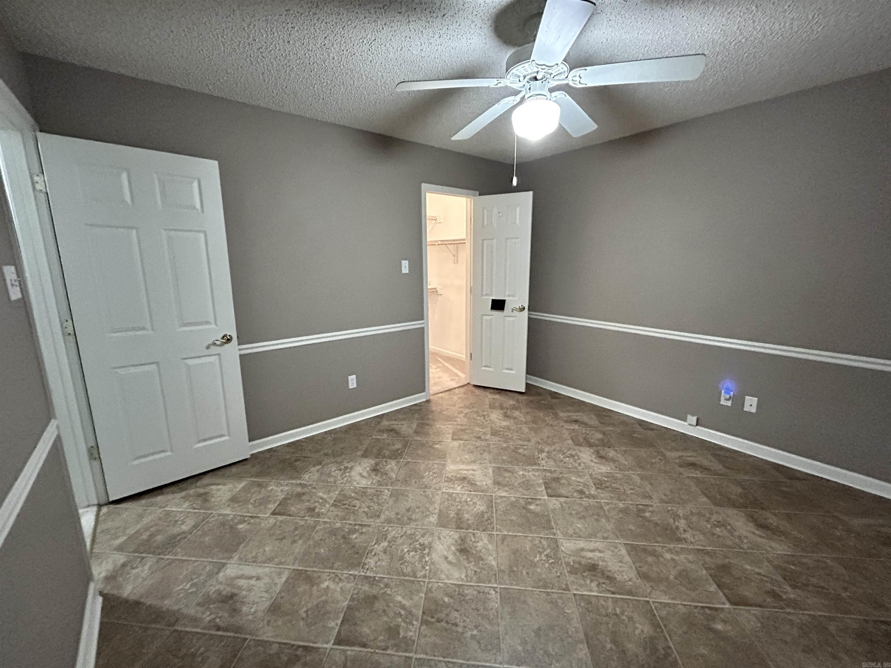 EAGLE POINT - Residential