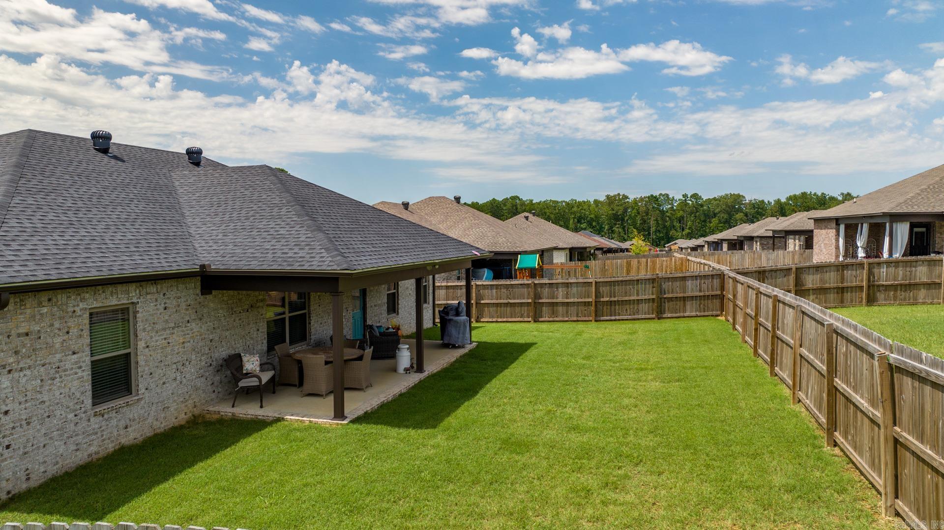 HERITAGE MEADOWS - Residential