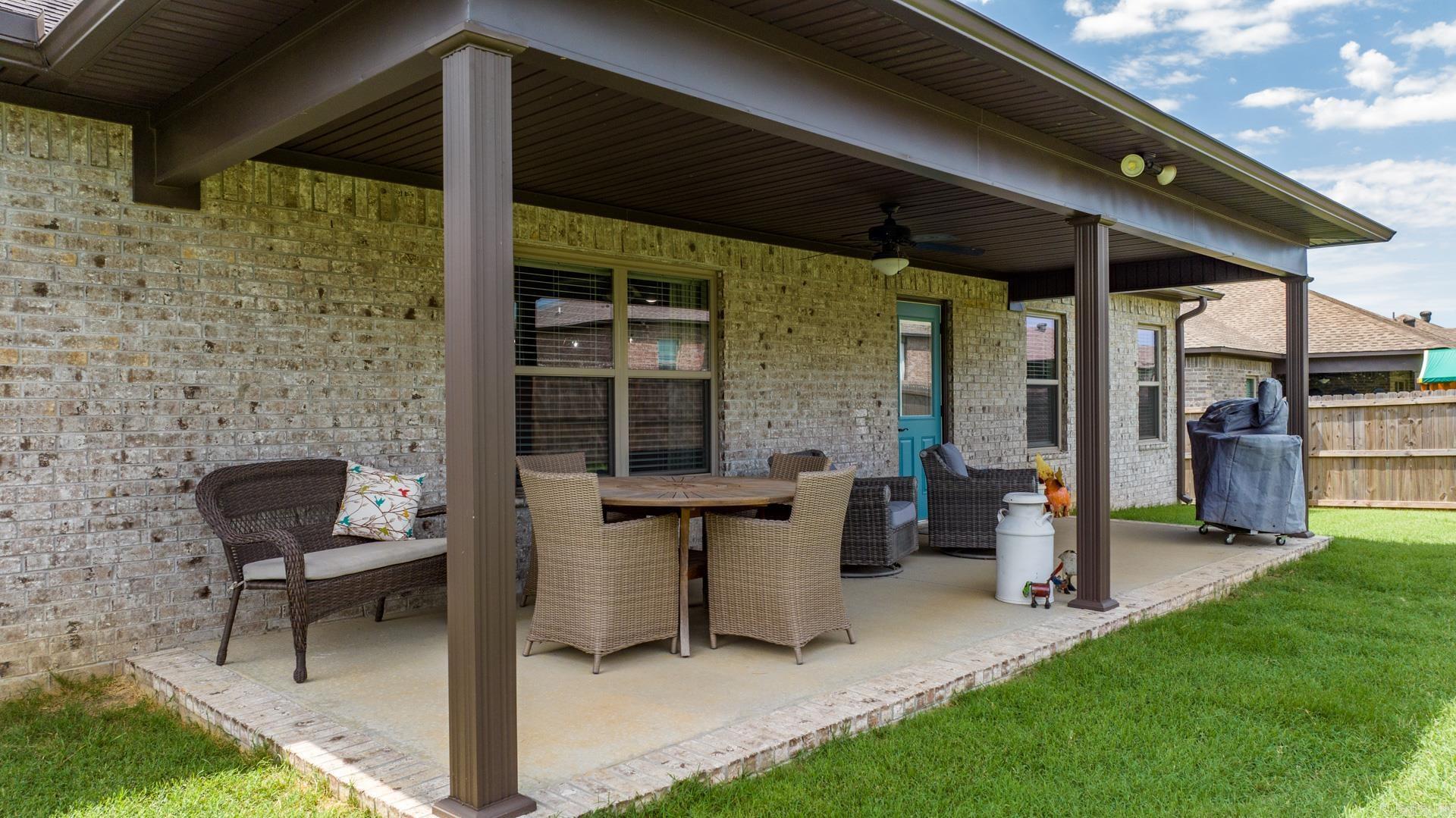 HERITAGE MEADOWS - Residential