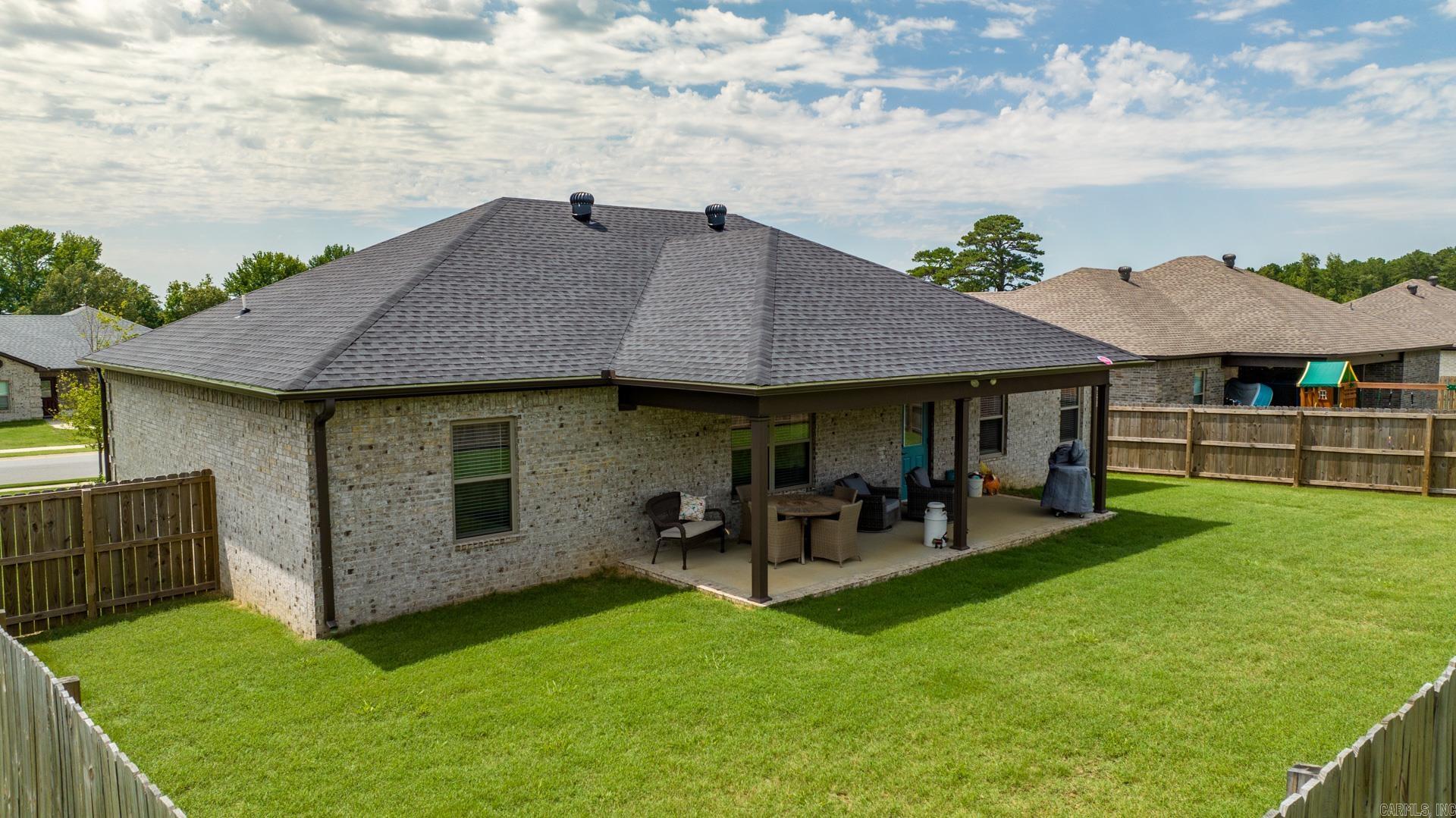 HERITAGE MEADOWS - Residential