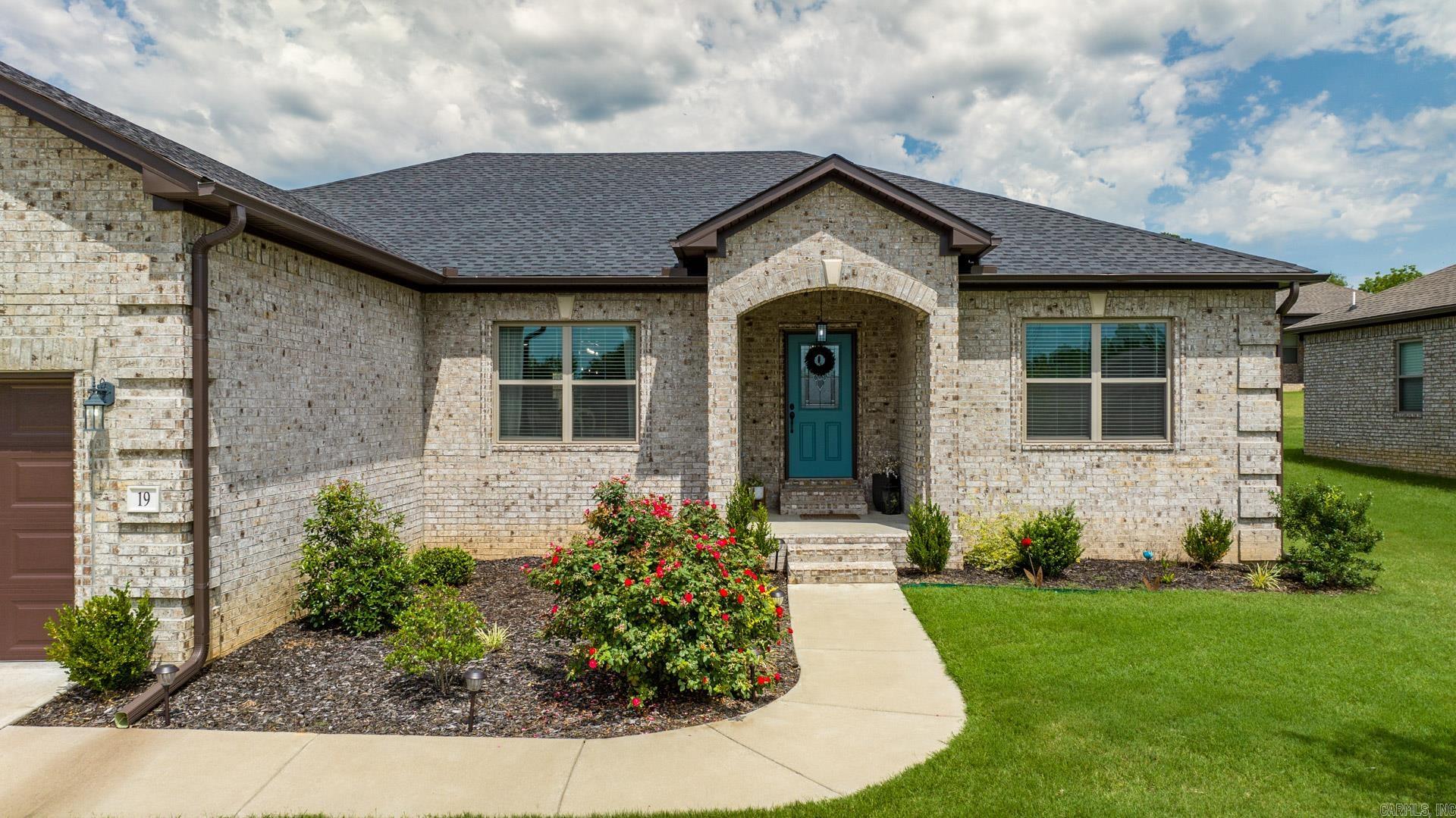 HERITAGE MEADOWS - Residential