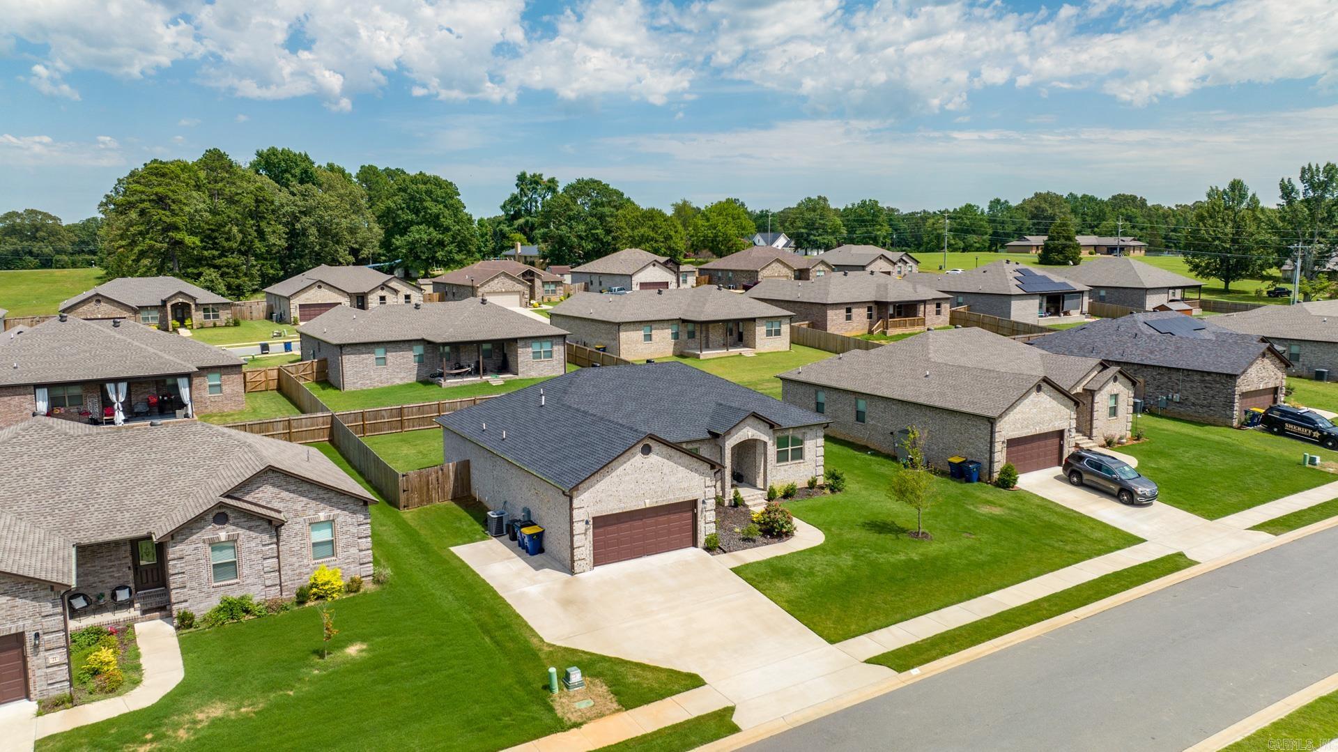 HERITAGE MEADOWS - Residential