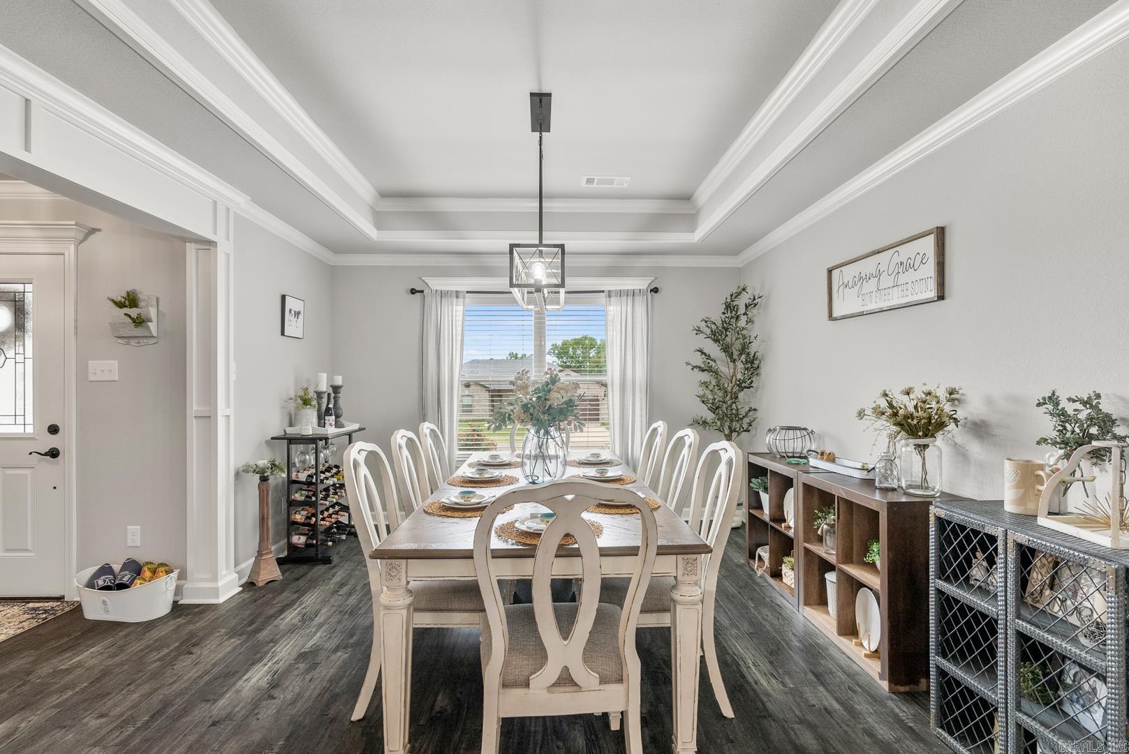 HERITAGE MEADOWS - Residential