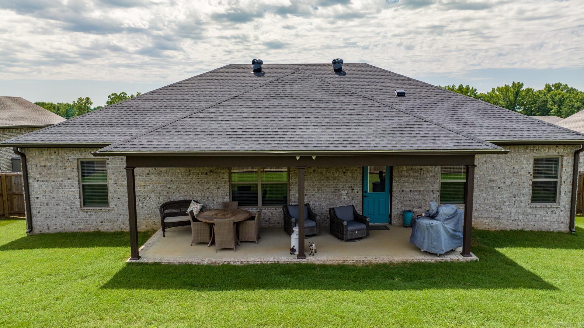 HERITAGE MEADOWS - Residential