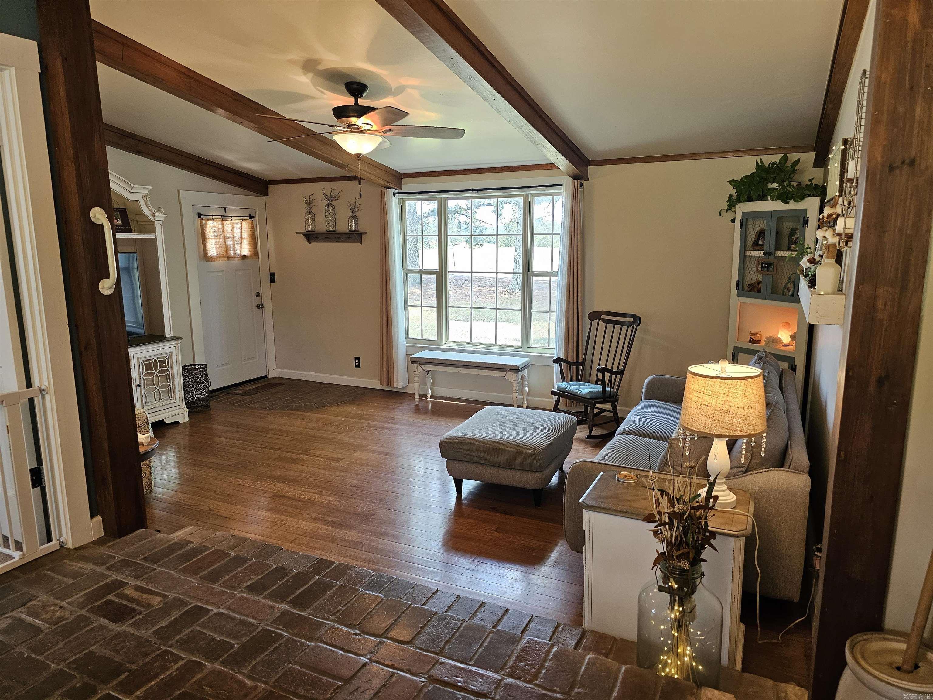 Rural Mena - Residential