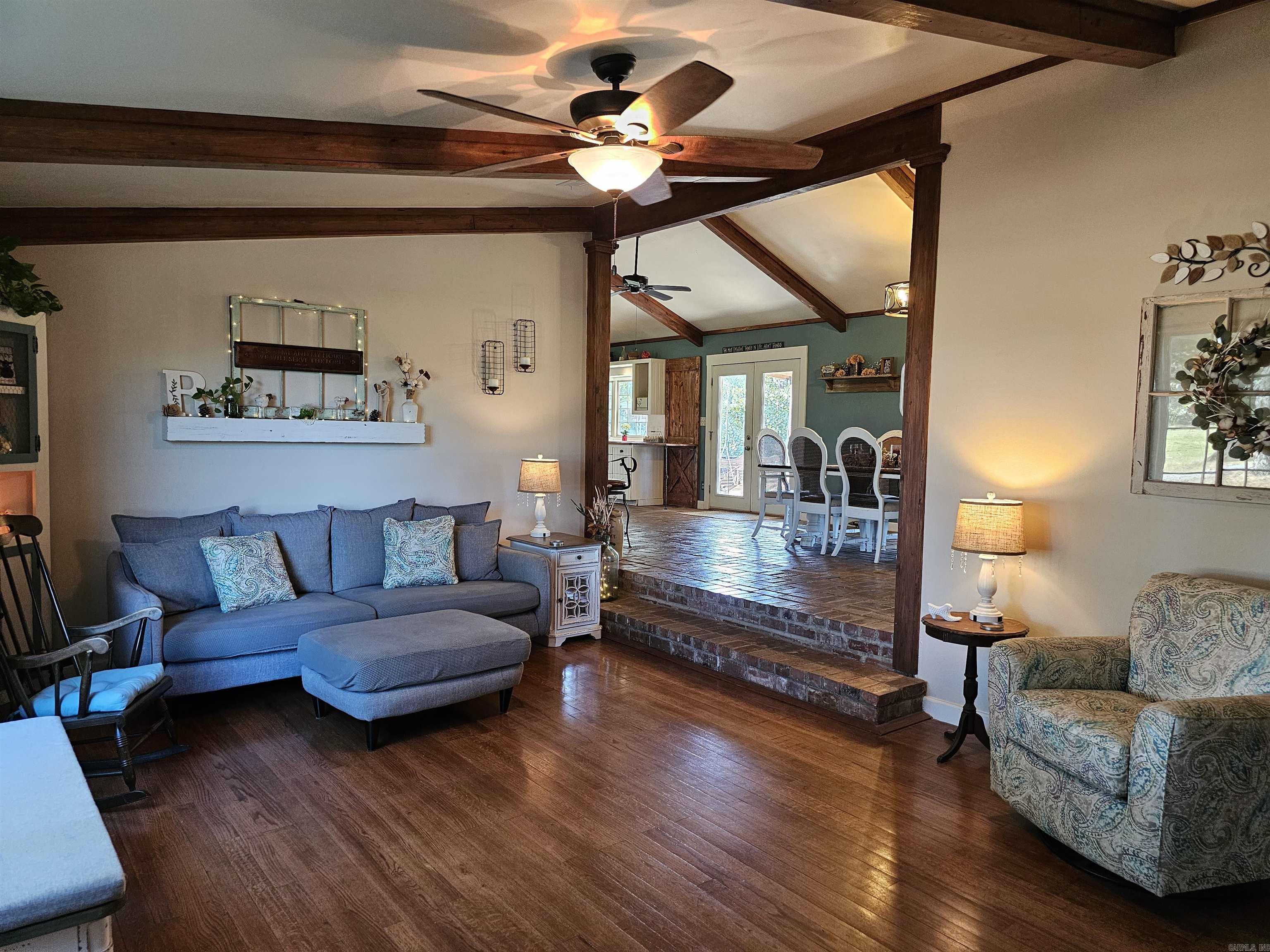 Rural Mena - Residential