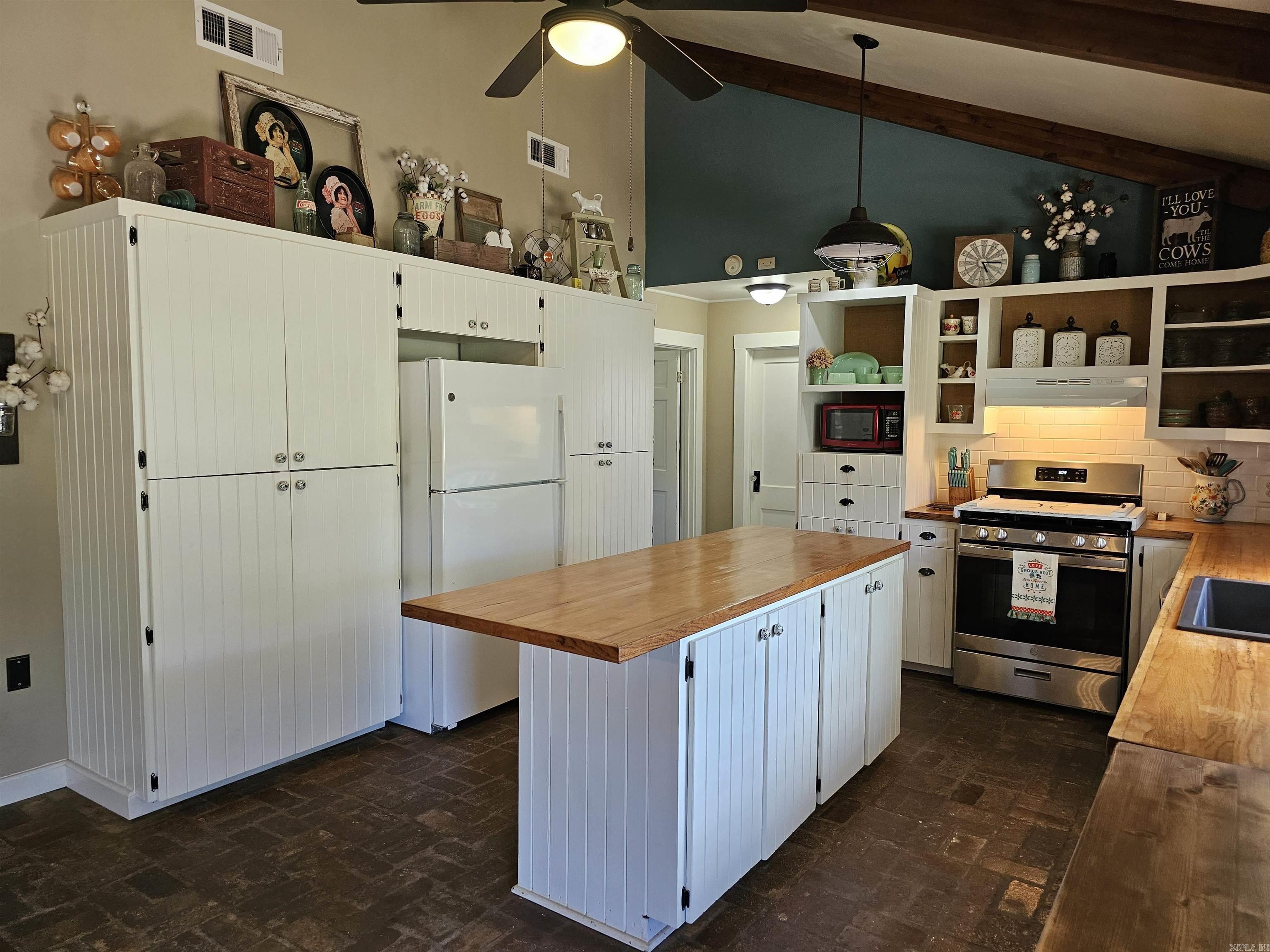 Rural Mena - Residential