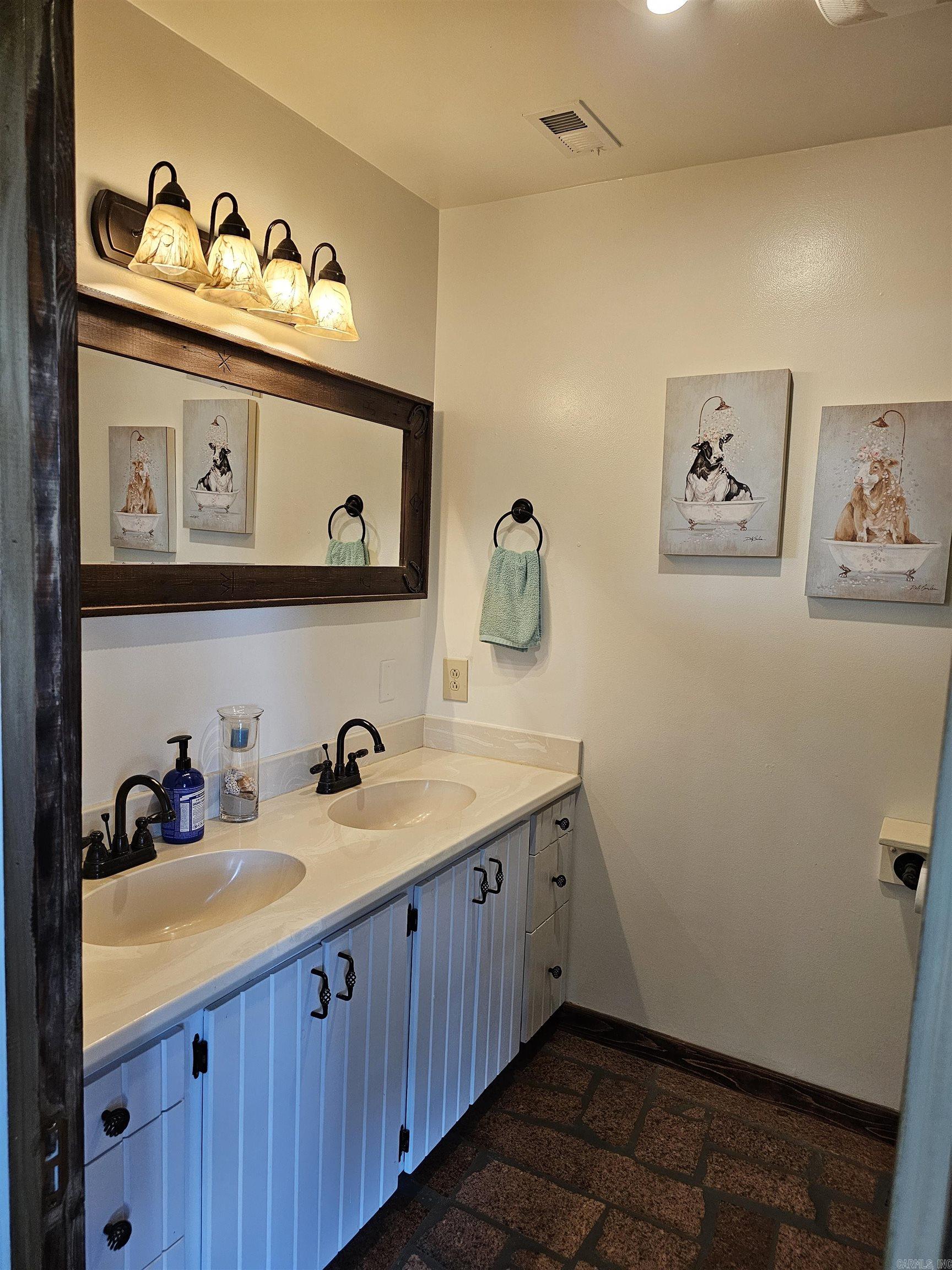 Rural Mena - Residential