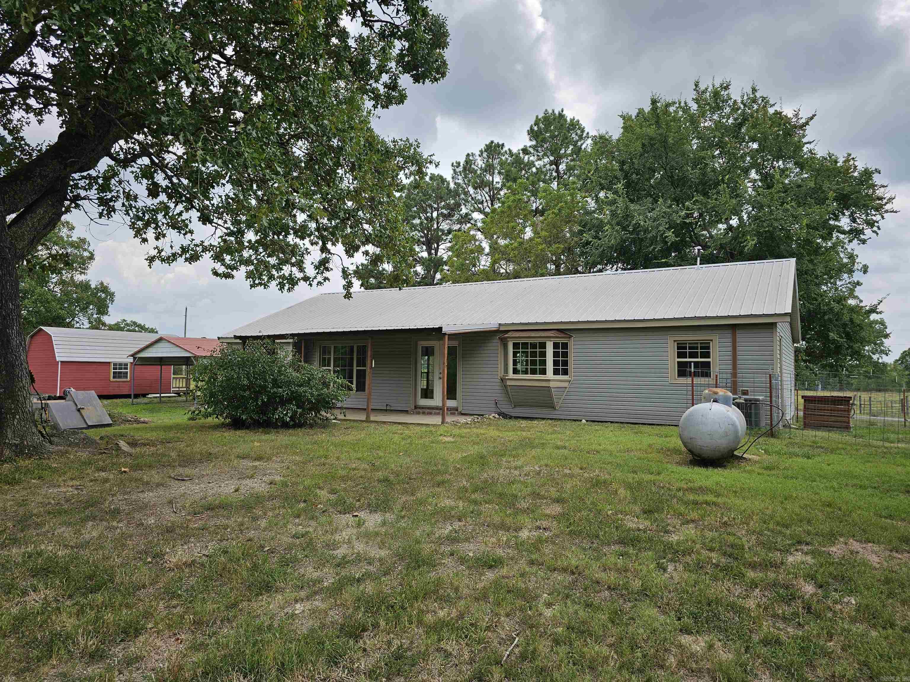 Rural Mena - Residential