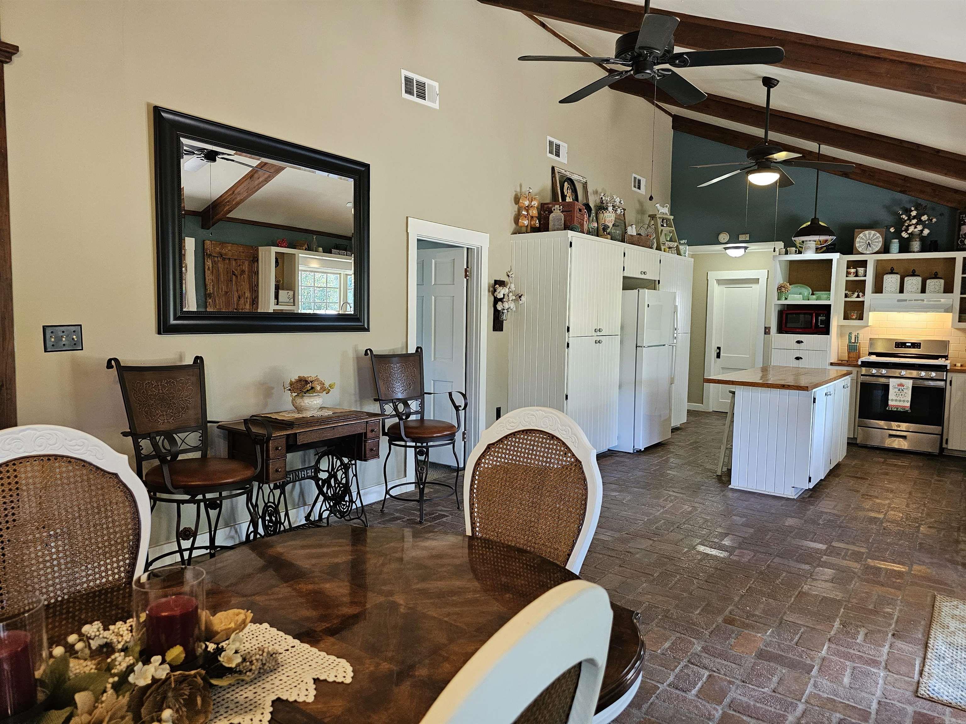 Rural Mena - Residential