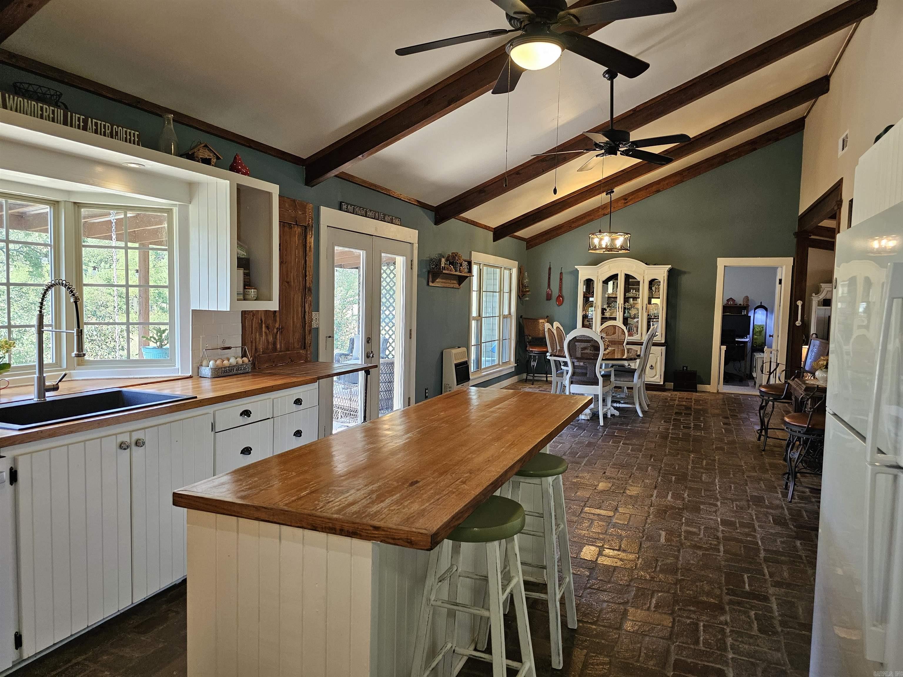 Rural Mena - Residential