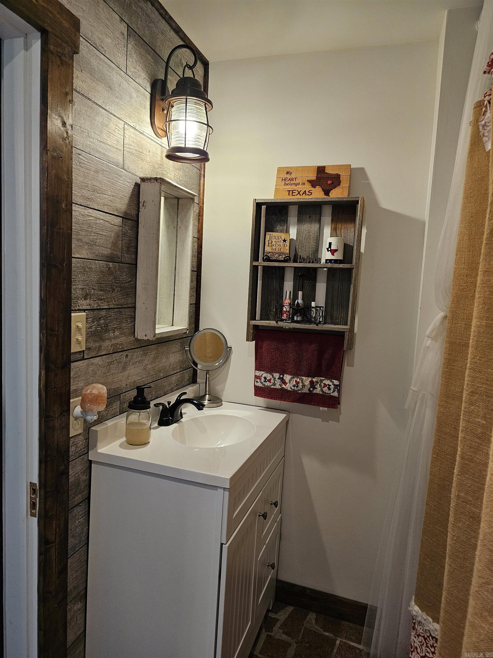 Rural Mena - Residential