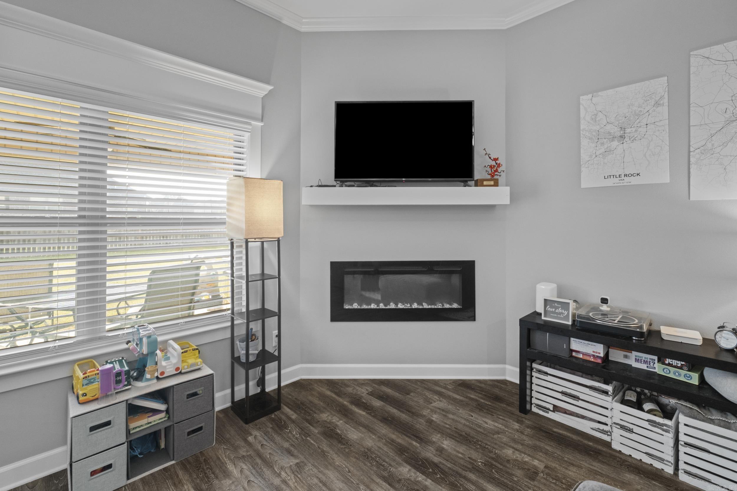 JAXON TERRACE - Residential