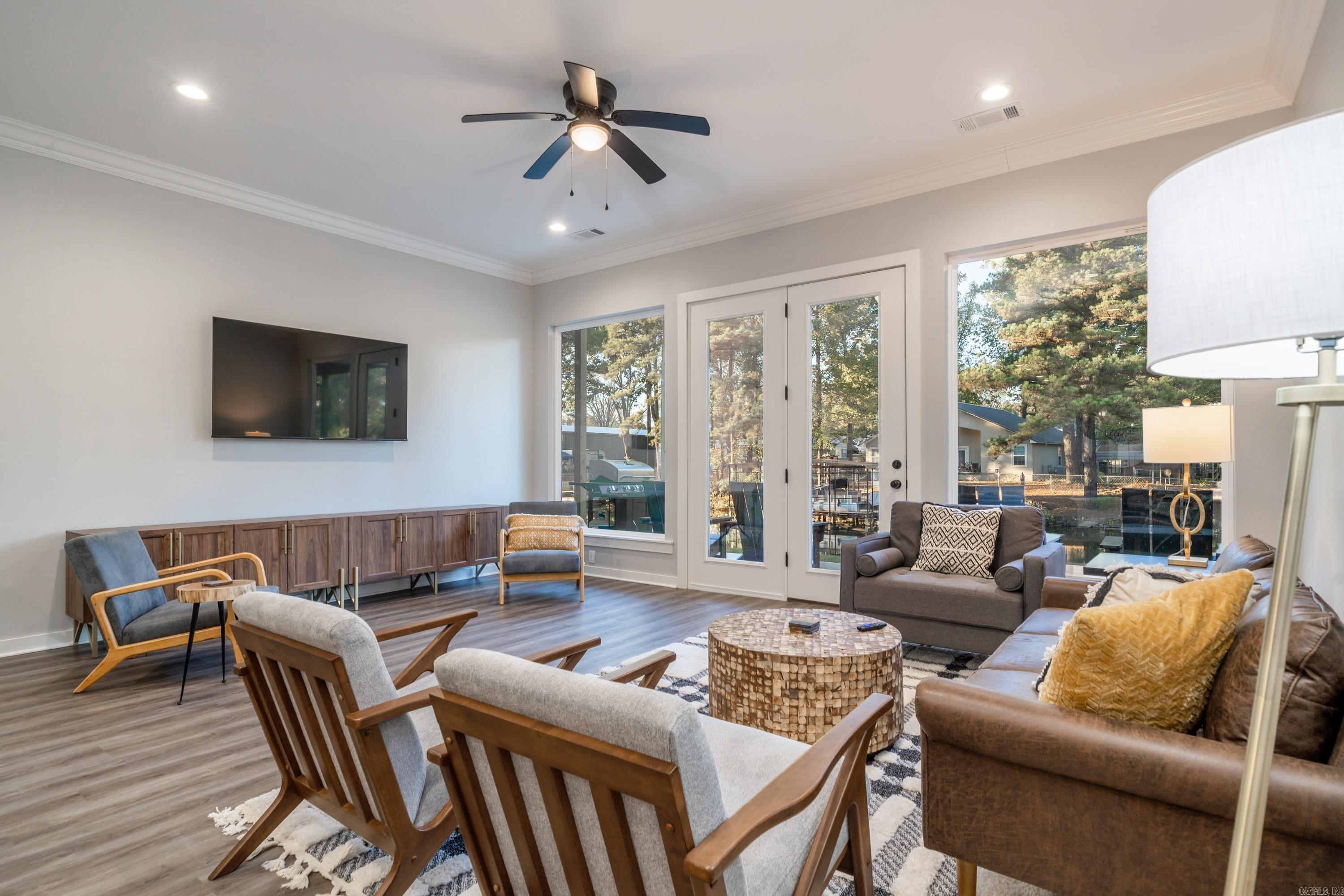 Lake Aire - Residential