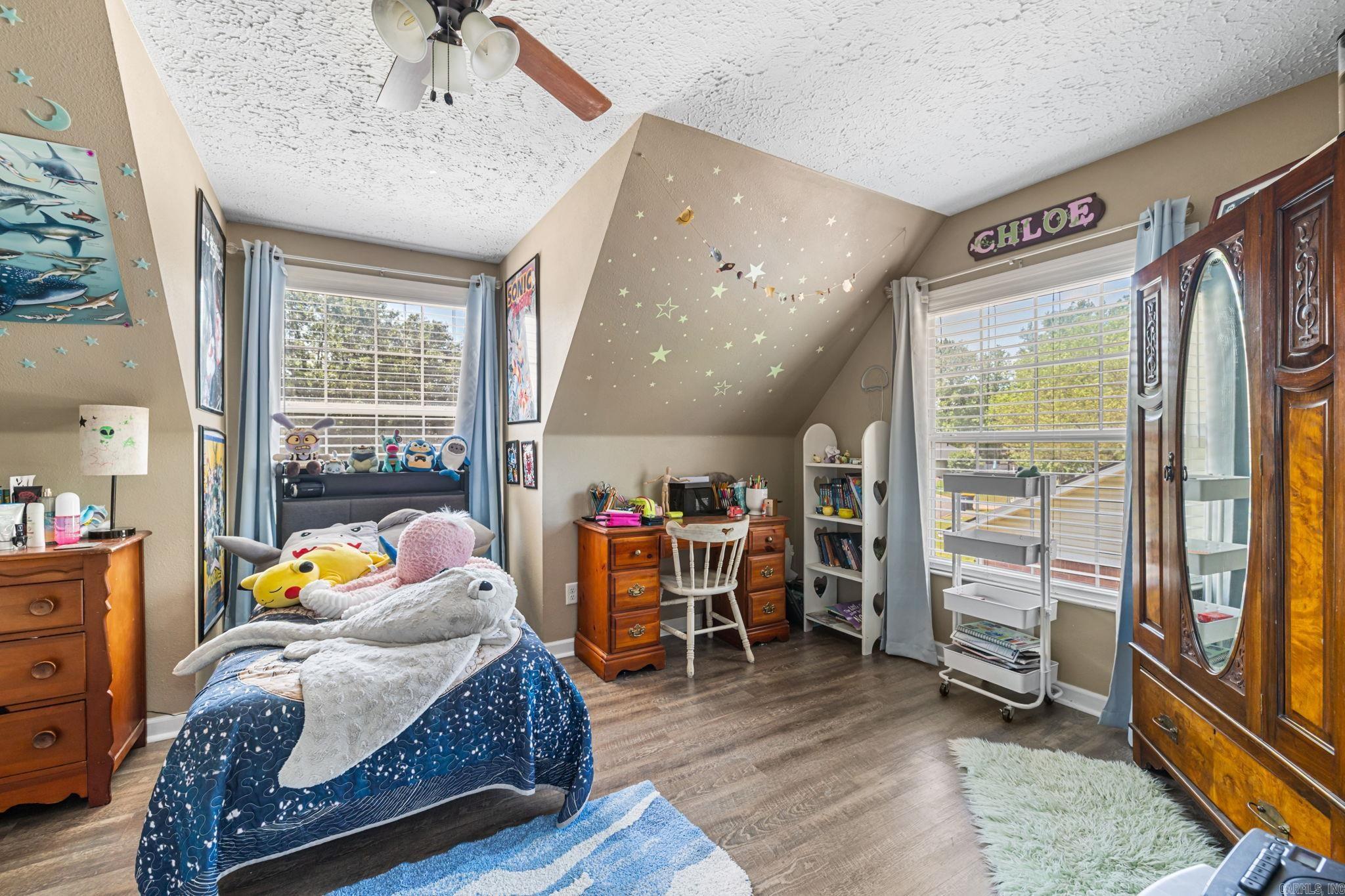 Country Wood Unit IV - Residential