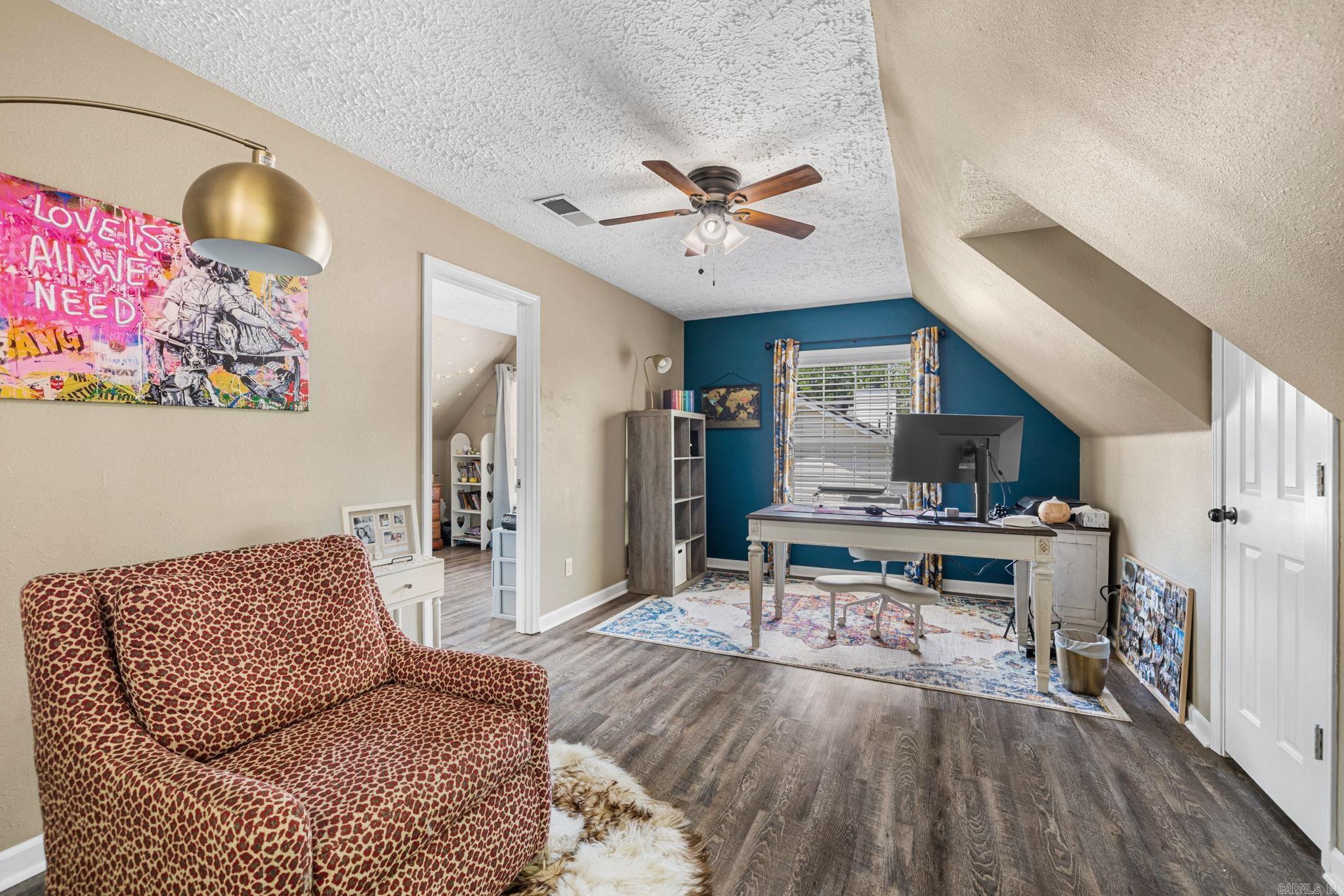 Country Wood Unit IV - Residential