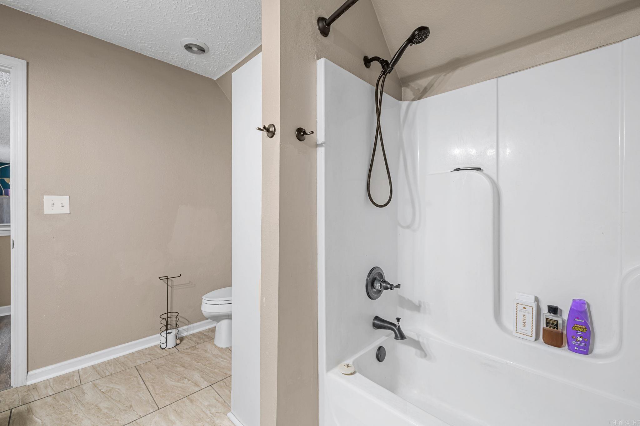 Country Wood Unit IV - Residential