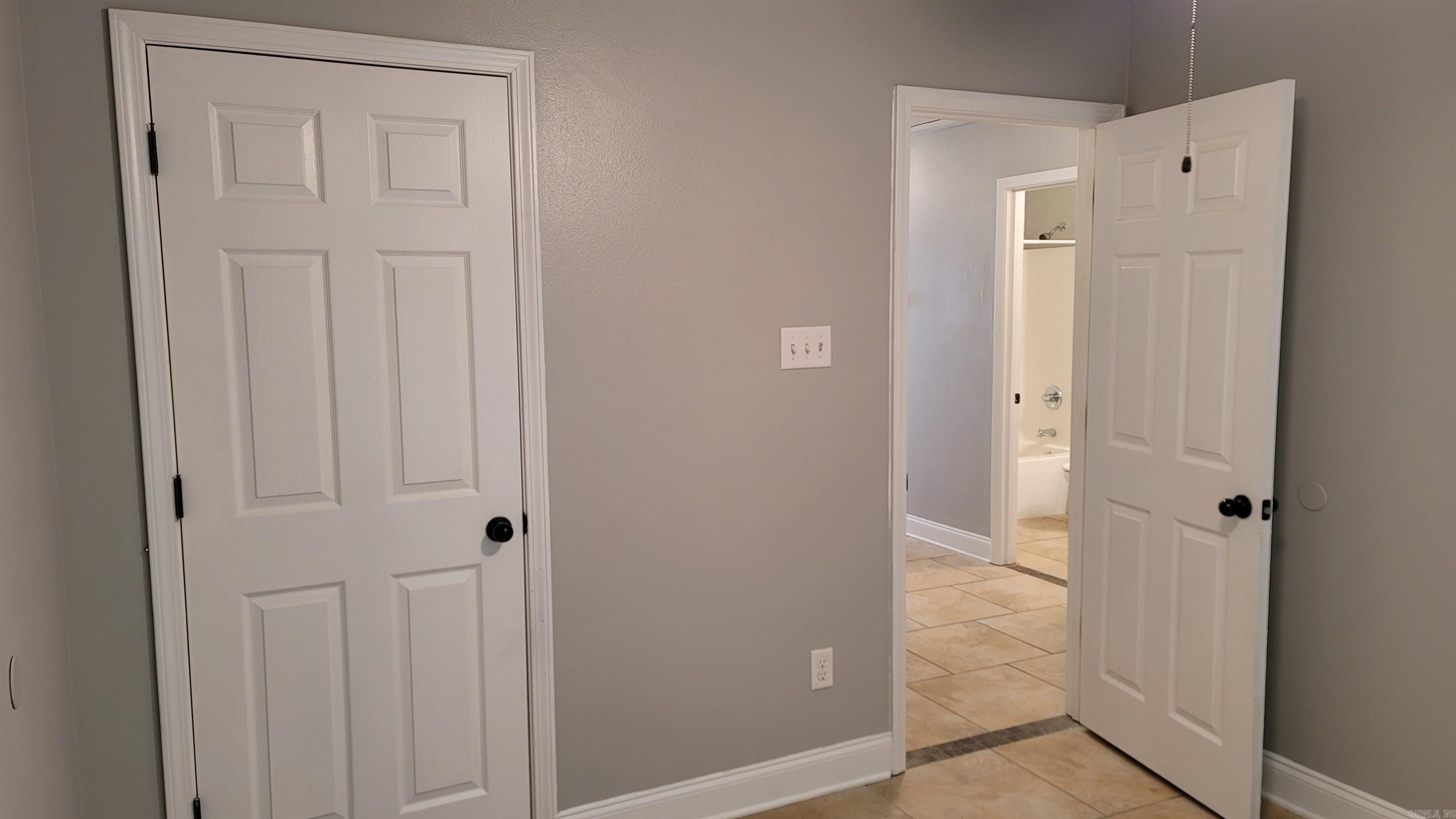 BELLEVUE - Residential Lease