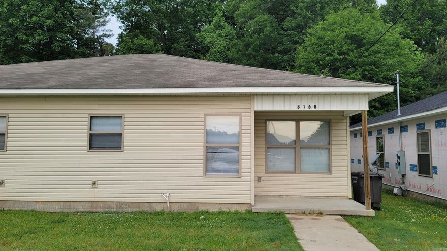 Available for rent: 3 bedroom 2 bath unit in duplex. Lease terms $850 deposit, $50 application fee. Apply online at c21prjxrentals.com