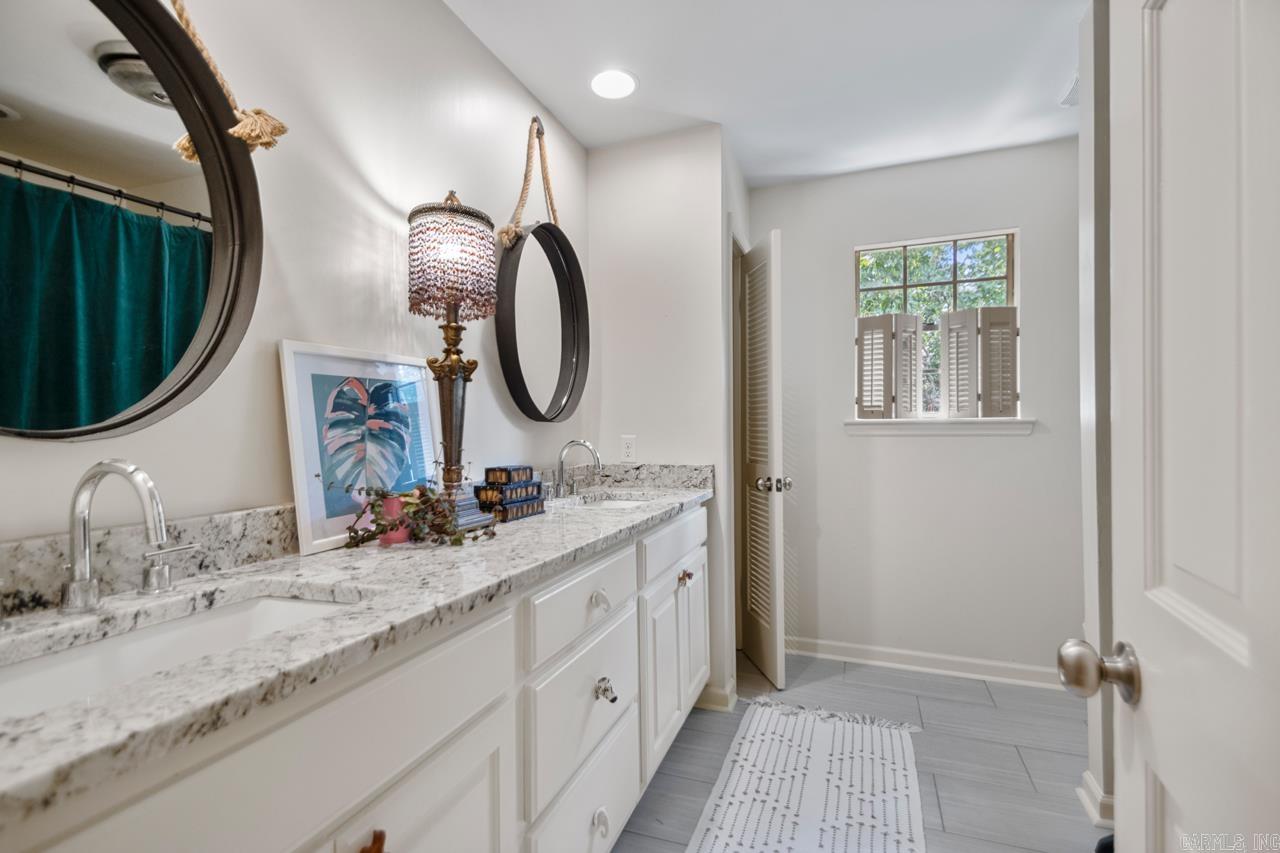 Pleasant Valley Area - Residential Lease