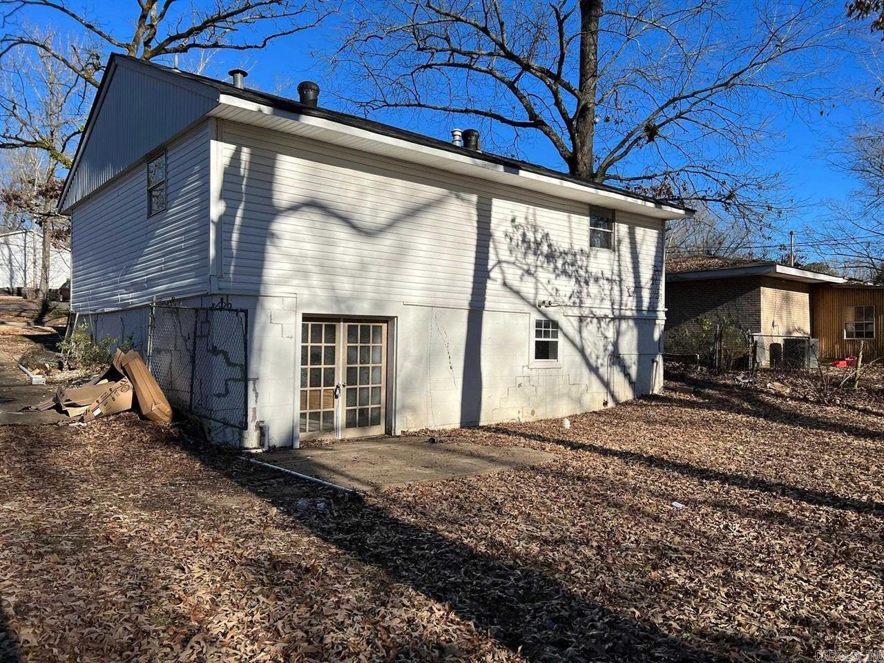 WATSON MANOR - Residential