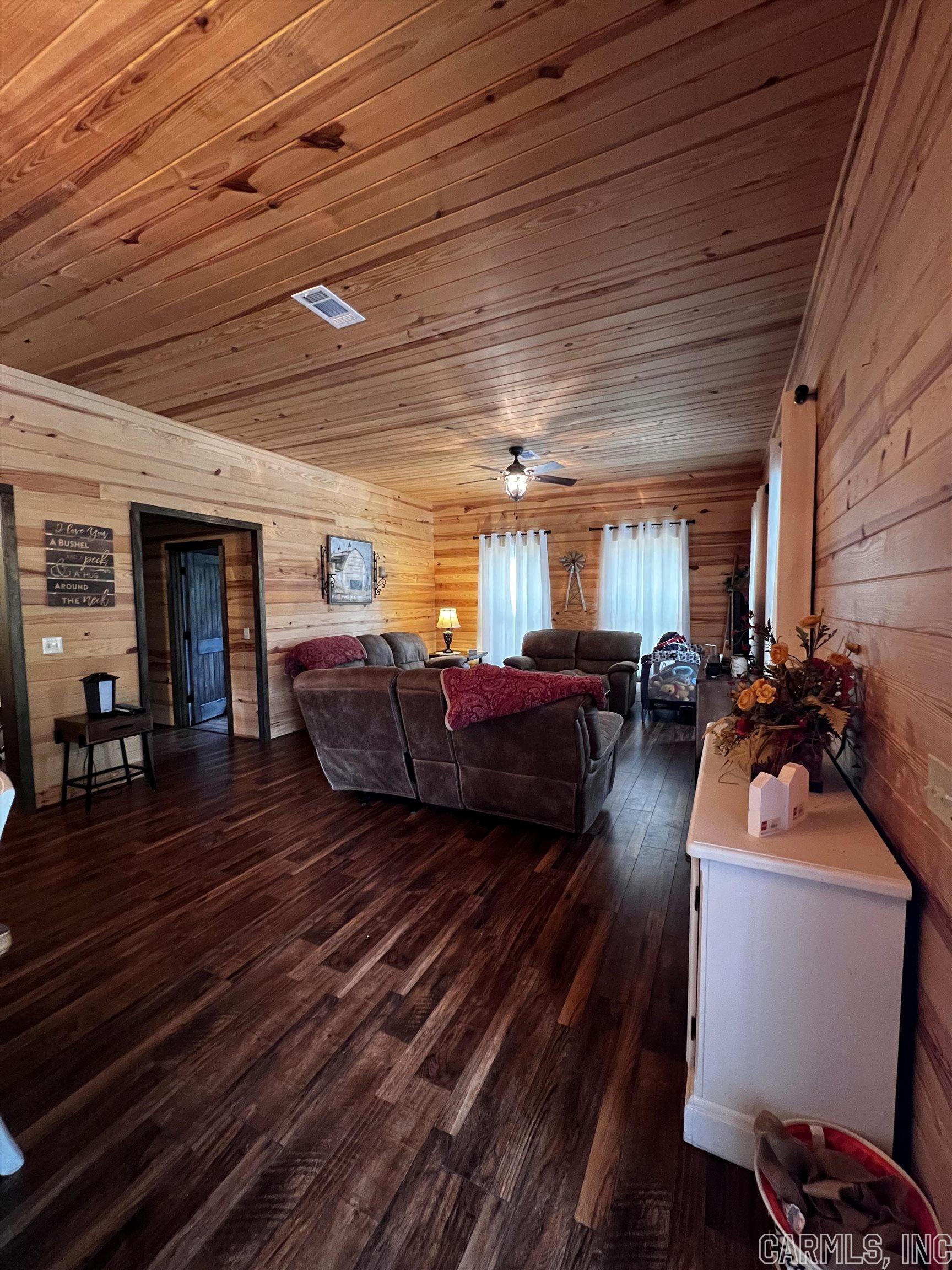 Metes & Bounds - Residential