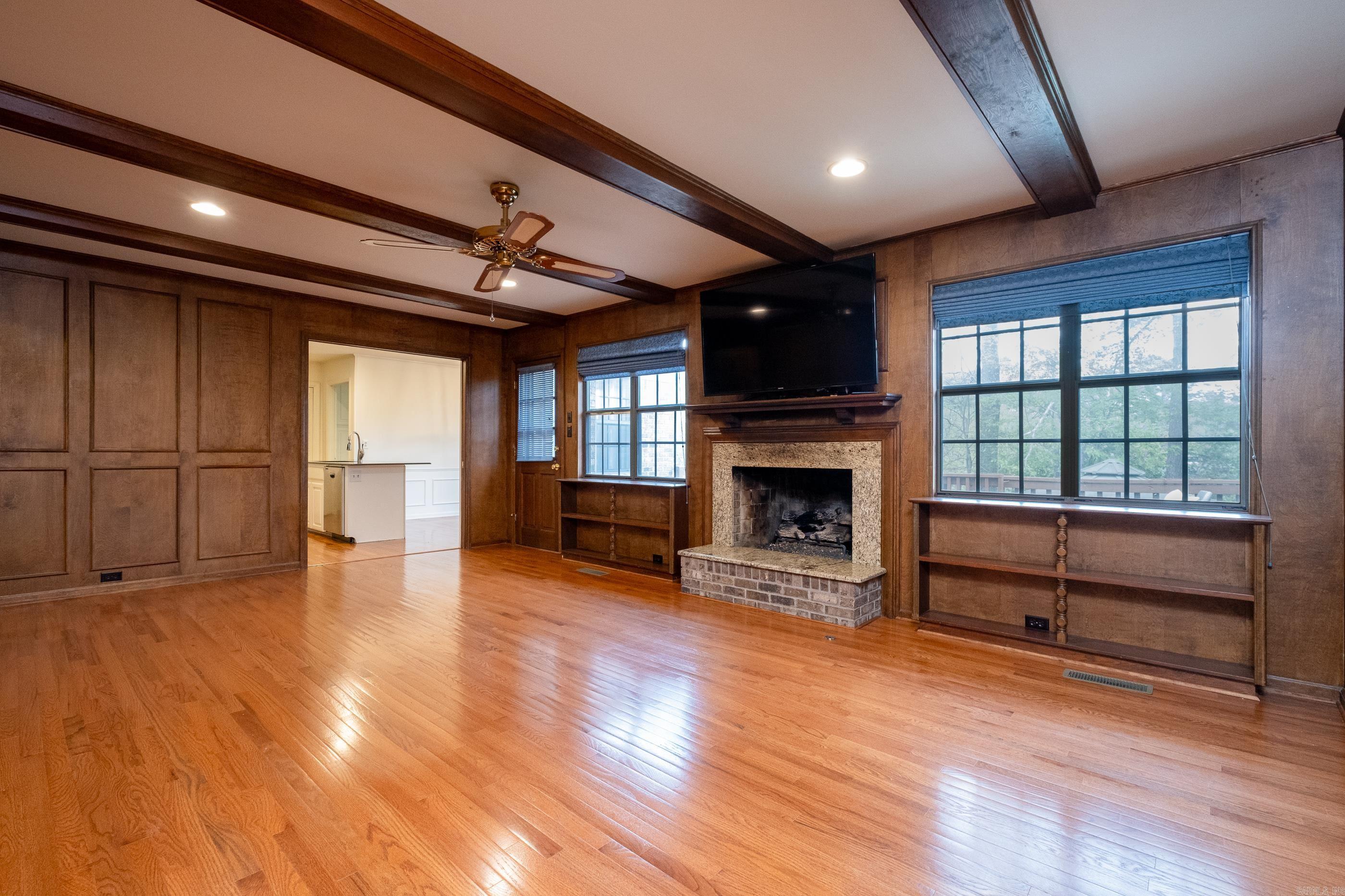 PLEASANT VALLEY - Residential