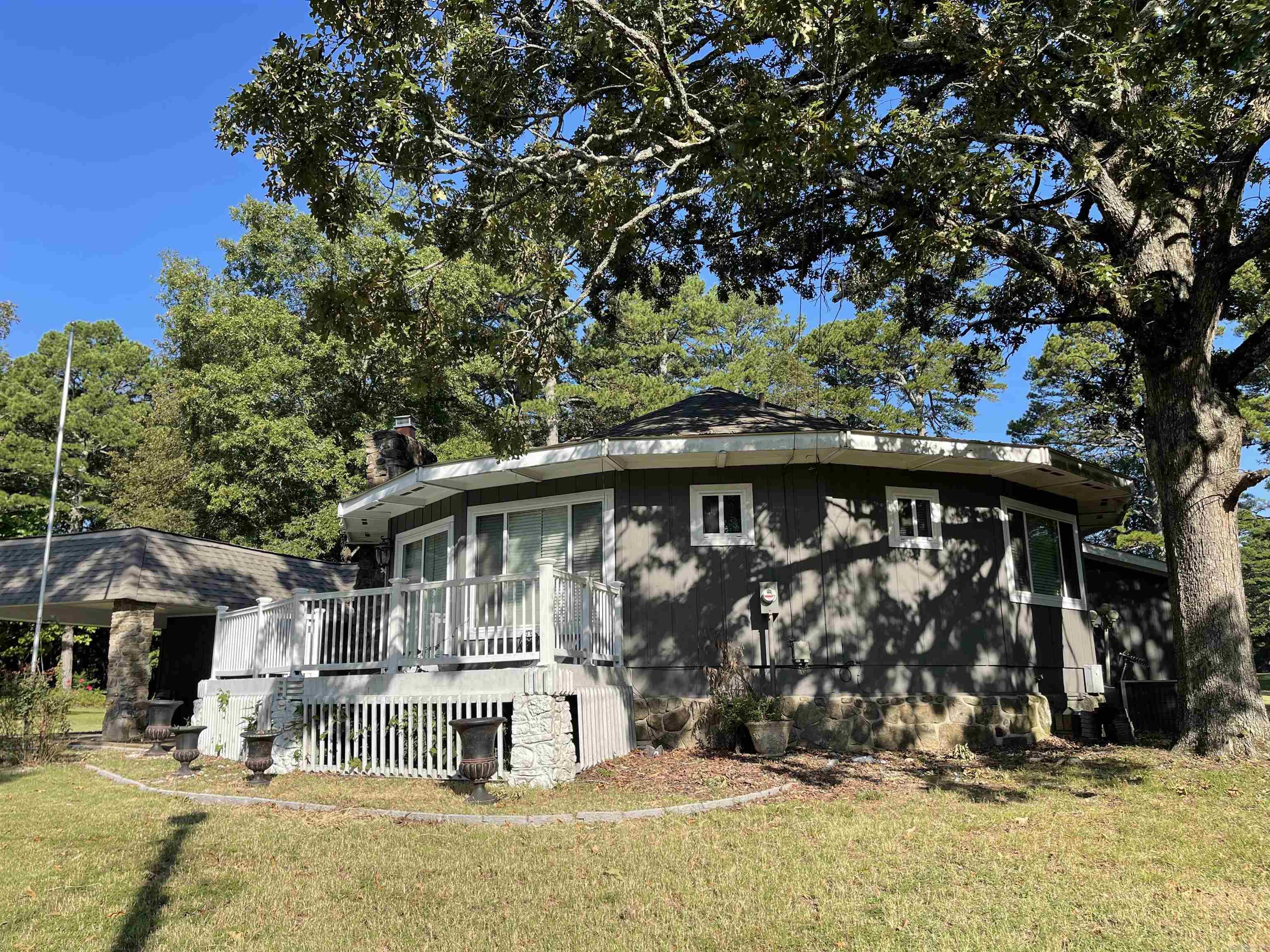 INDIAN HILLS - Residential