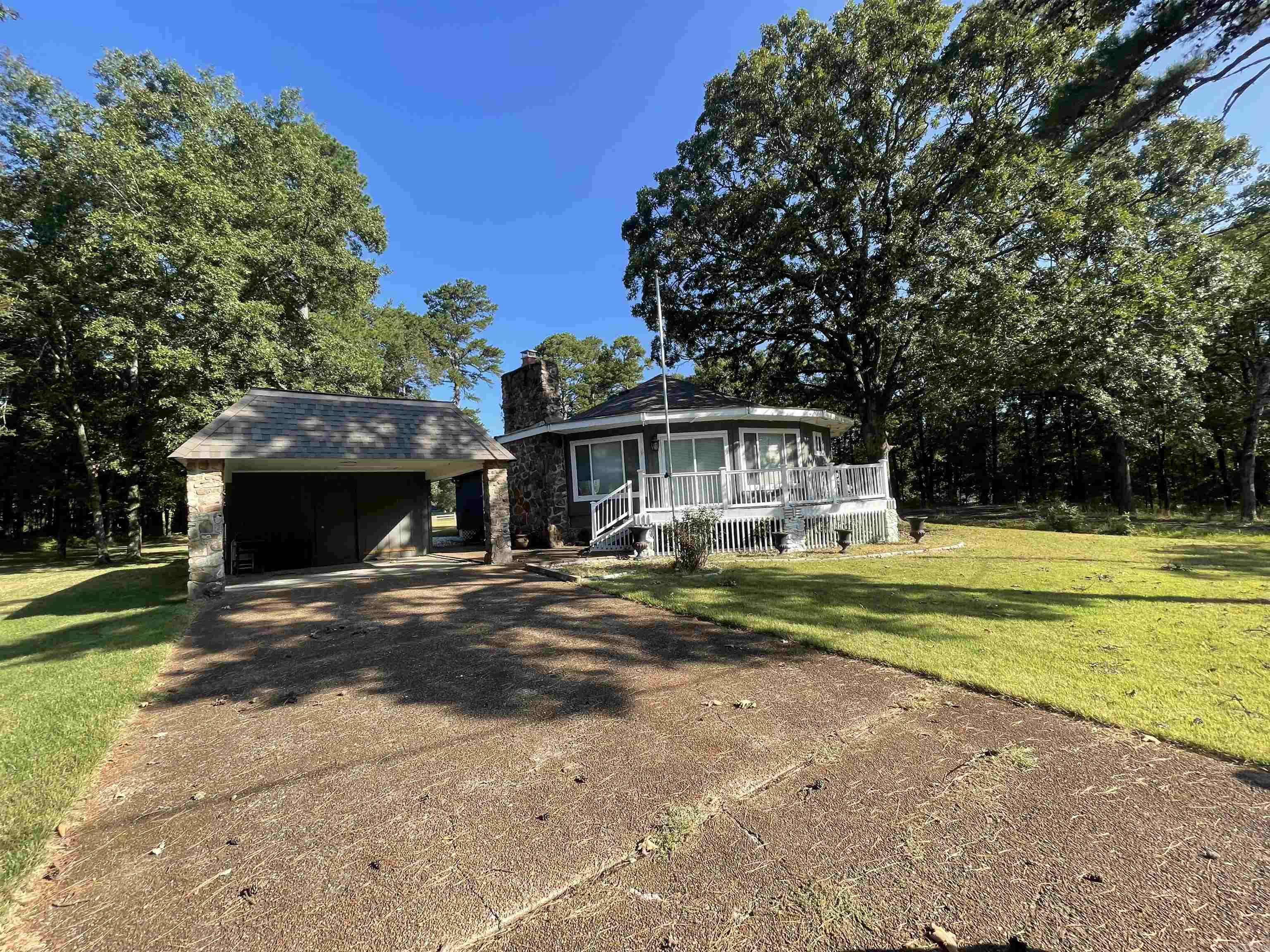 INDIAN HILLS - Residential