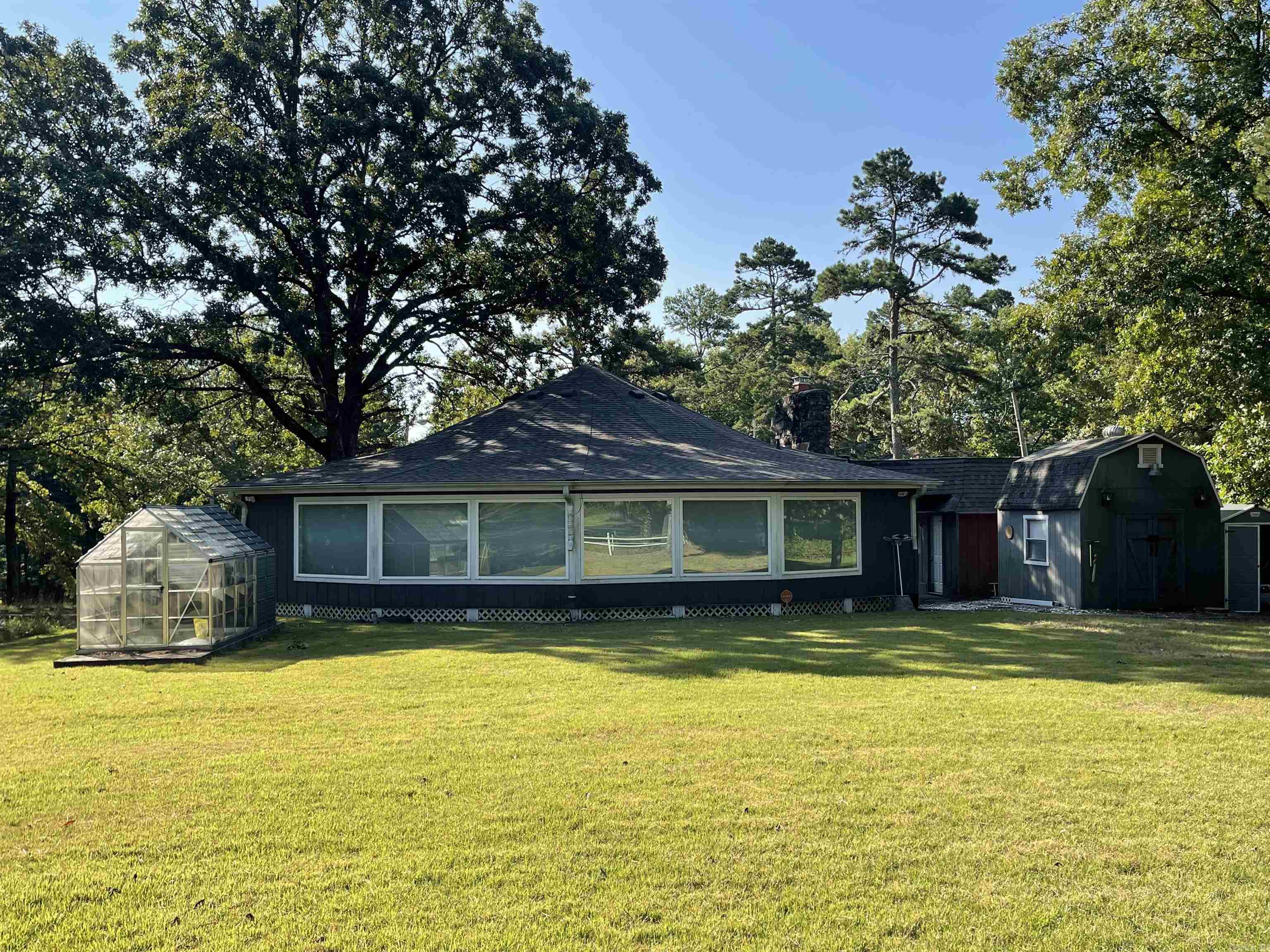 INDIAN HILLS - Residential