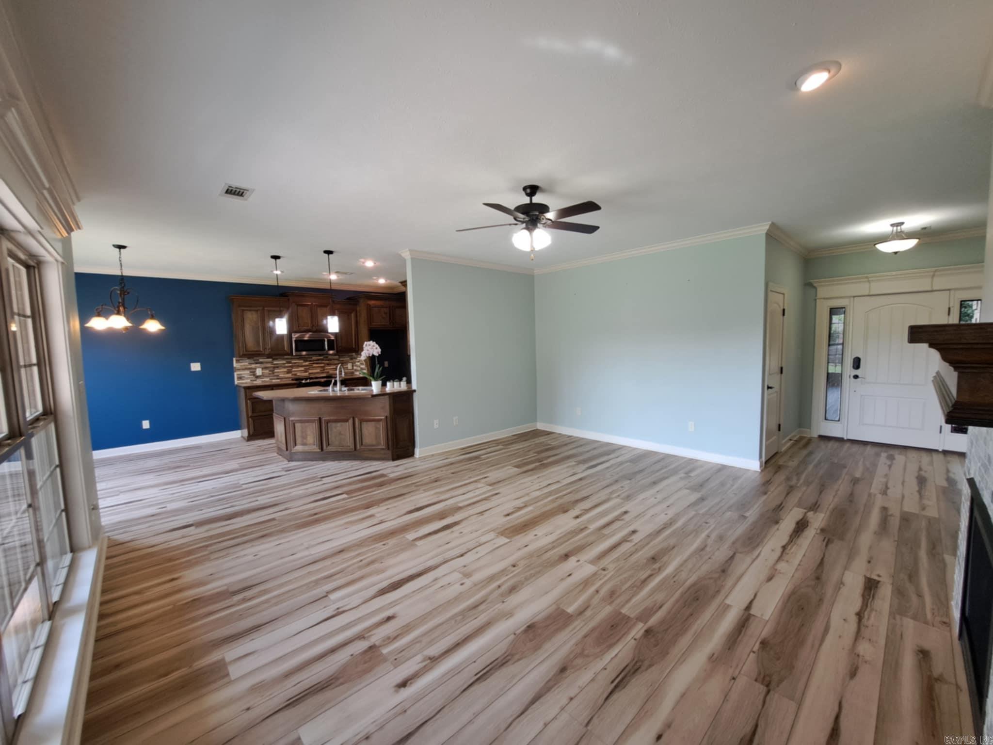 OAK TREE SUB - Residential