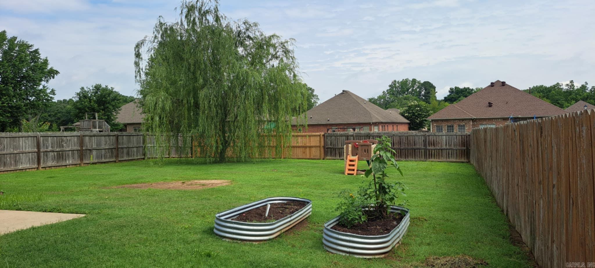 OAK TREE SUB - Residential