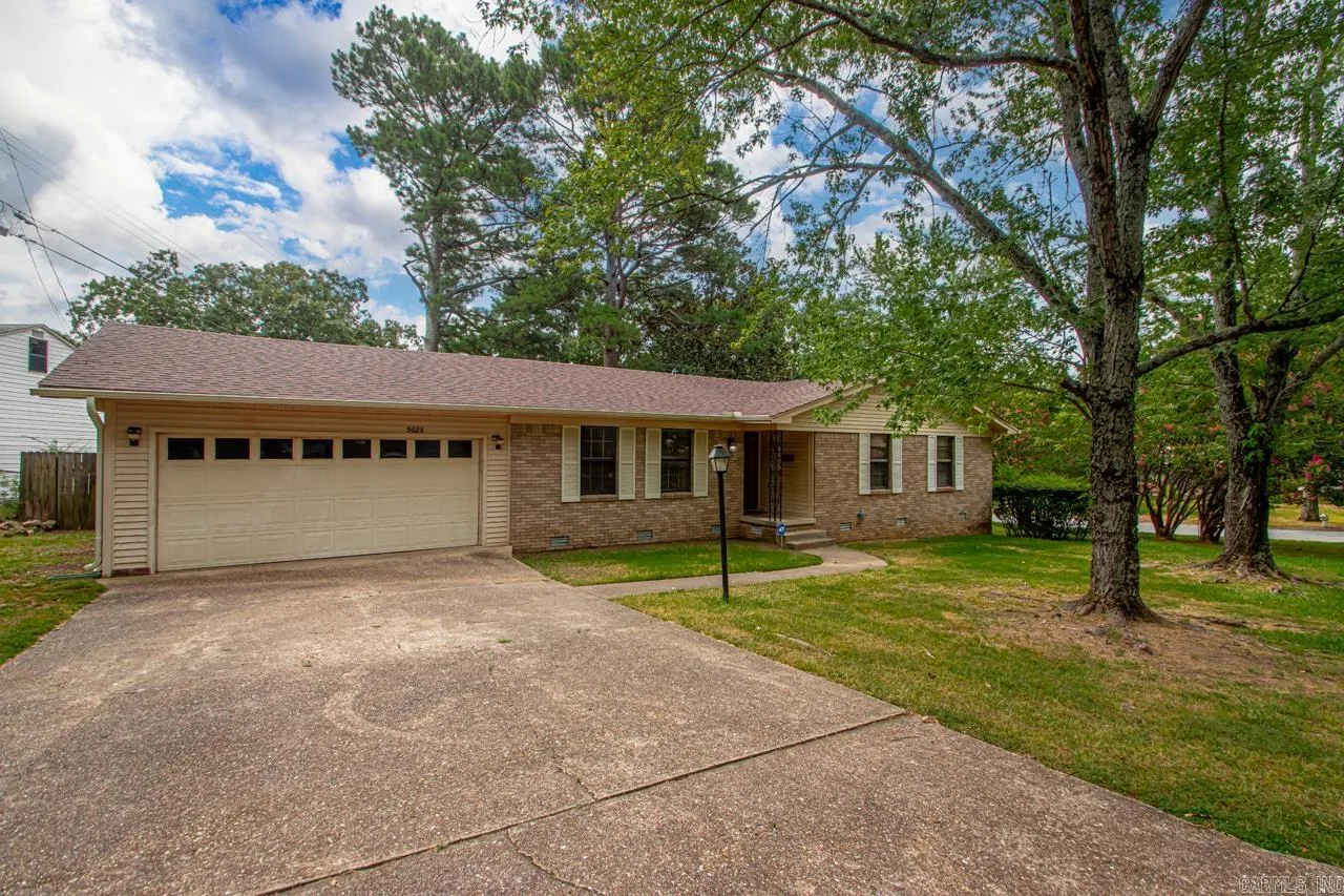 Little Rock, Arkansas 72205, United States, 3 Bedrooms Bedrooms, ,2 BathroomsBathrooms,Residential,Active,166811