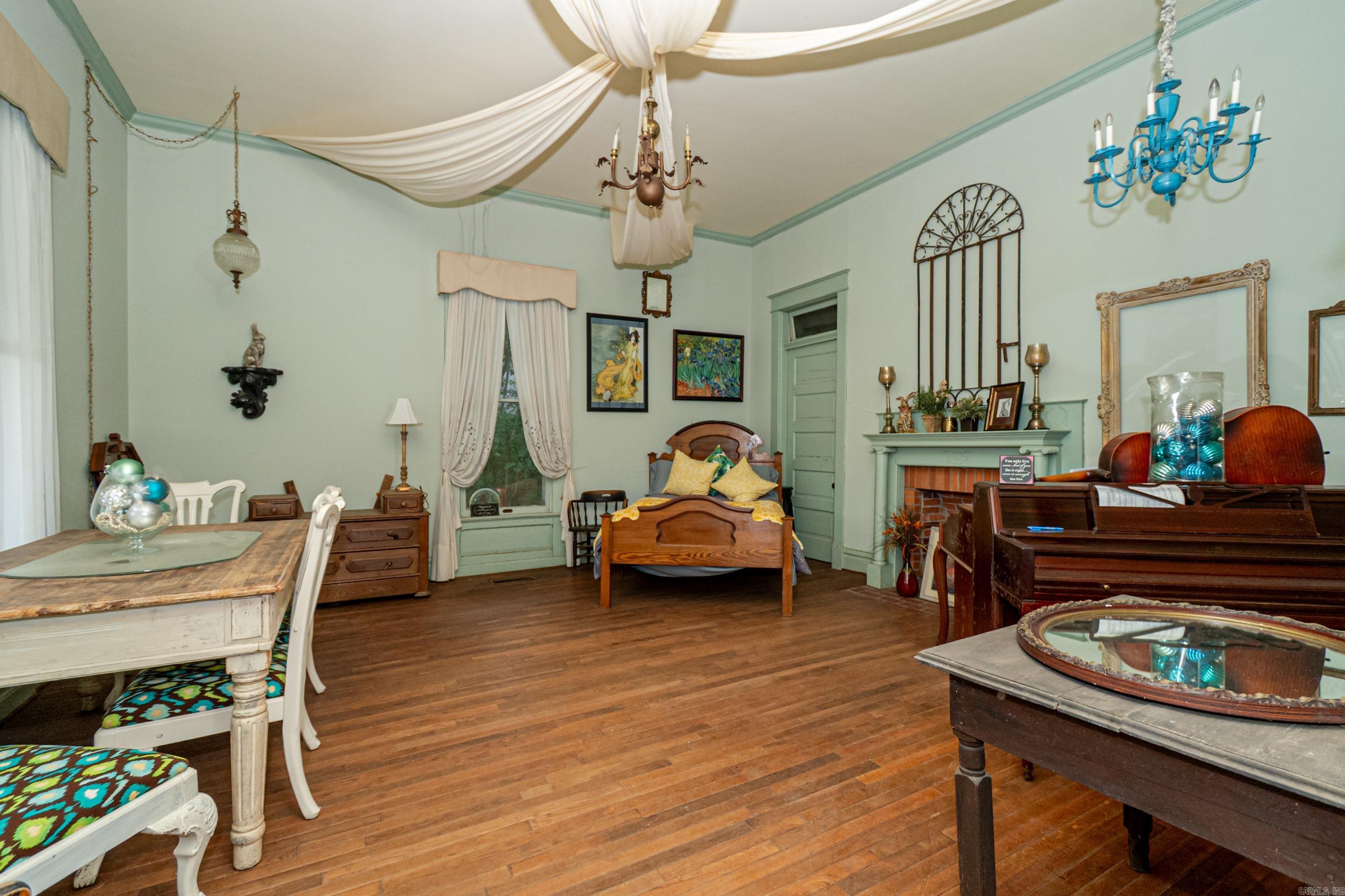 Monticello Original - Residential