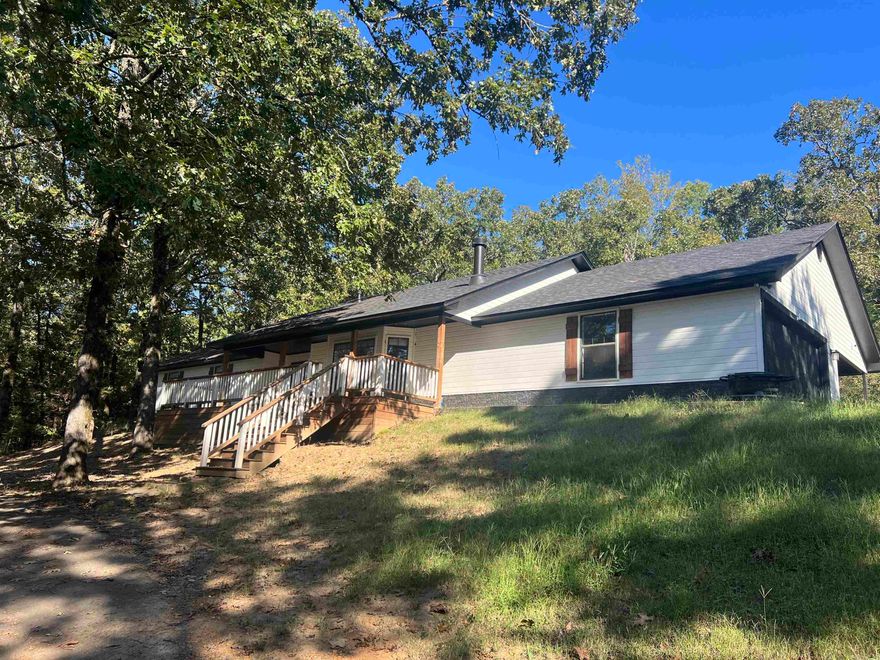 Looking for some acreage in a quiet setting? This 3/2 home sits on 1.5 acres! In the kitchen, you will notice the open concept with a large island and stainless steel appliances. With a new roof and hot water heater, this house is ready for you!