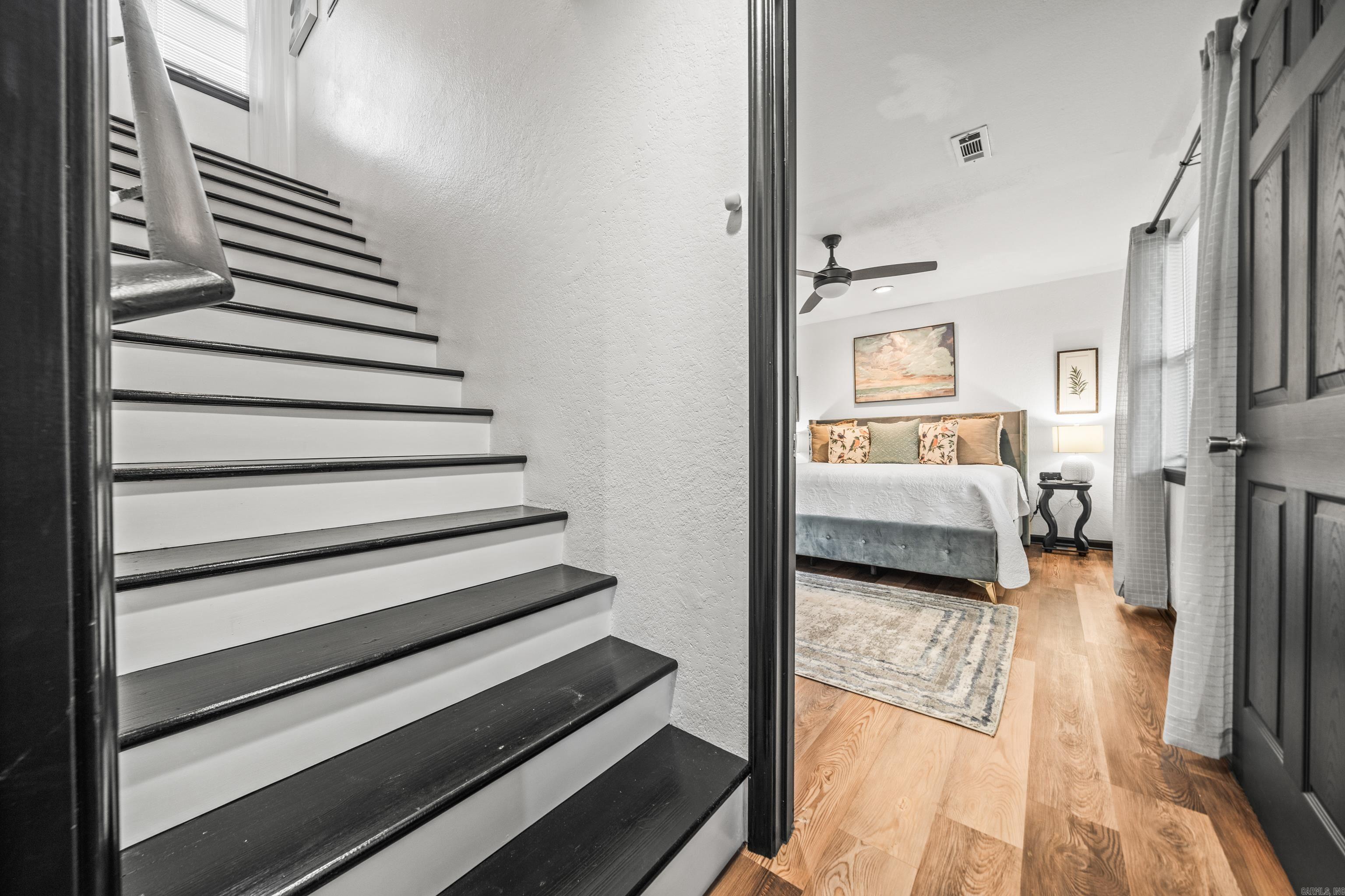 Metes & Bounds - Residential Income