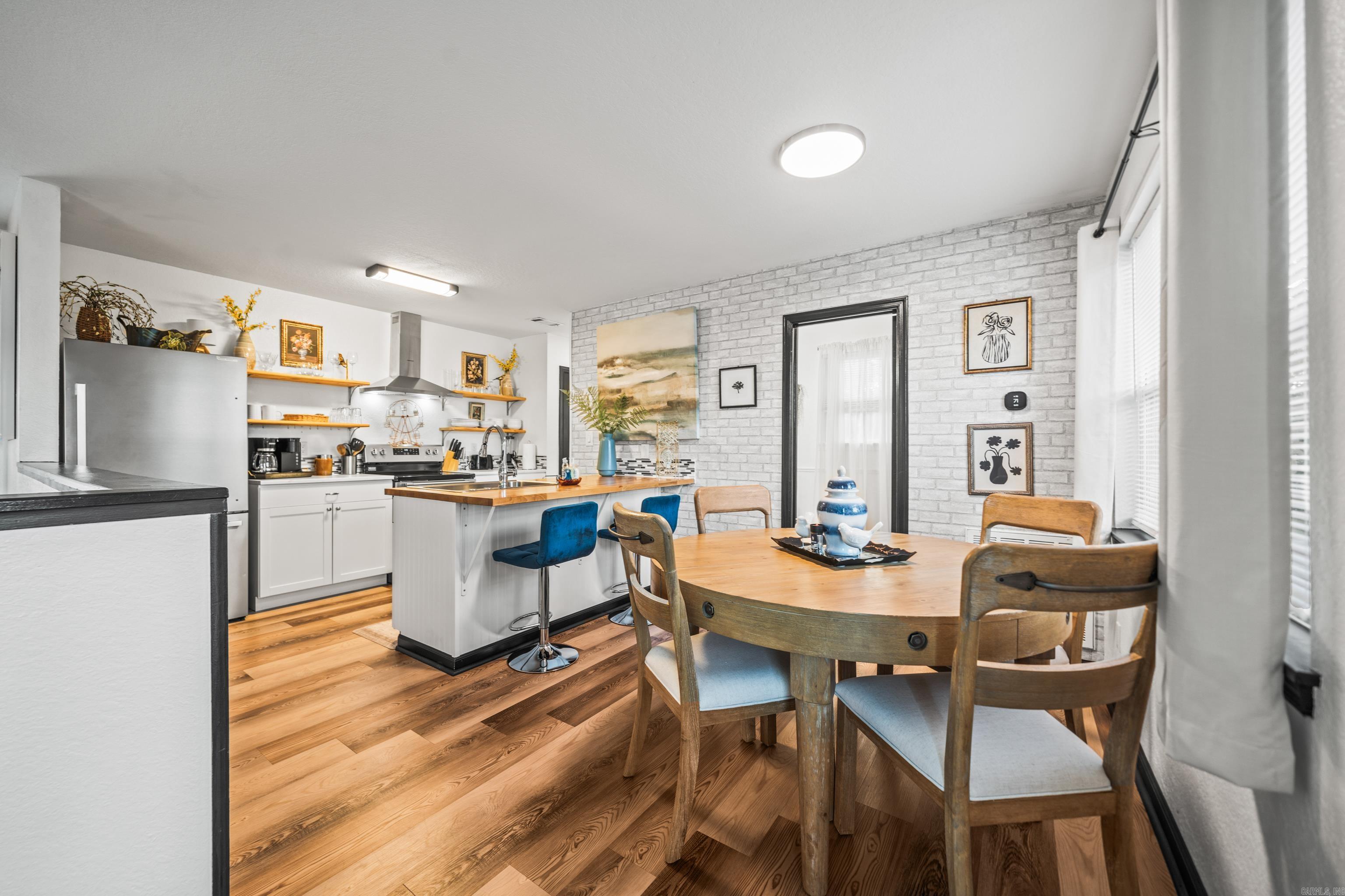 Metes & Bounds - Residential Income