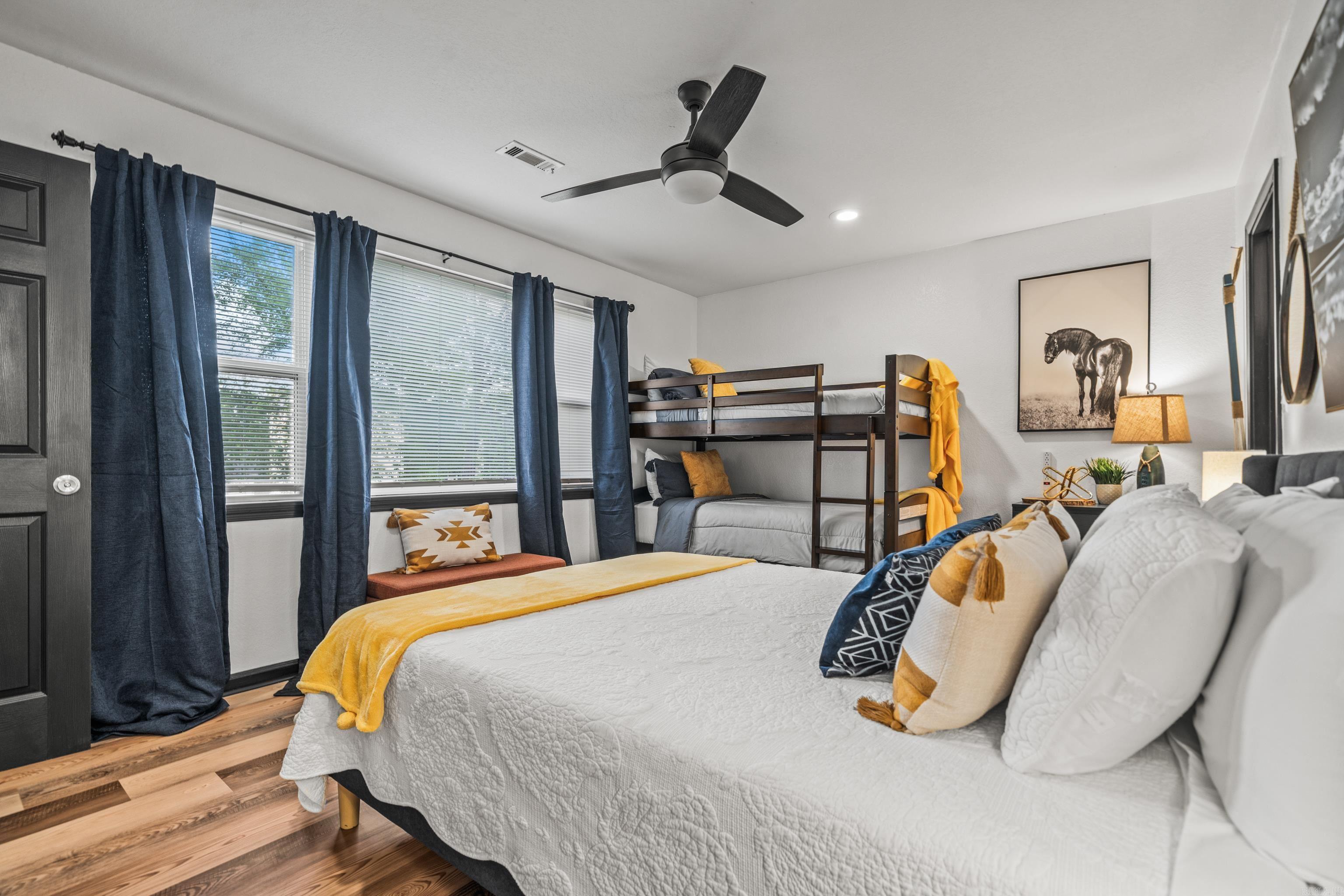 Metes & Bounds - Residential Income