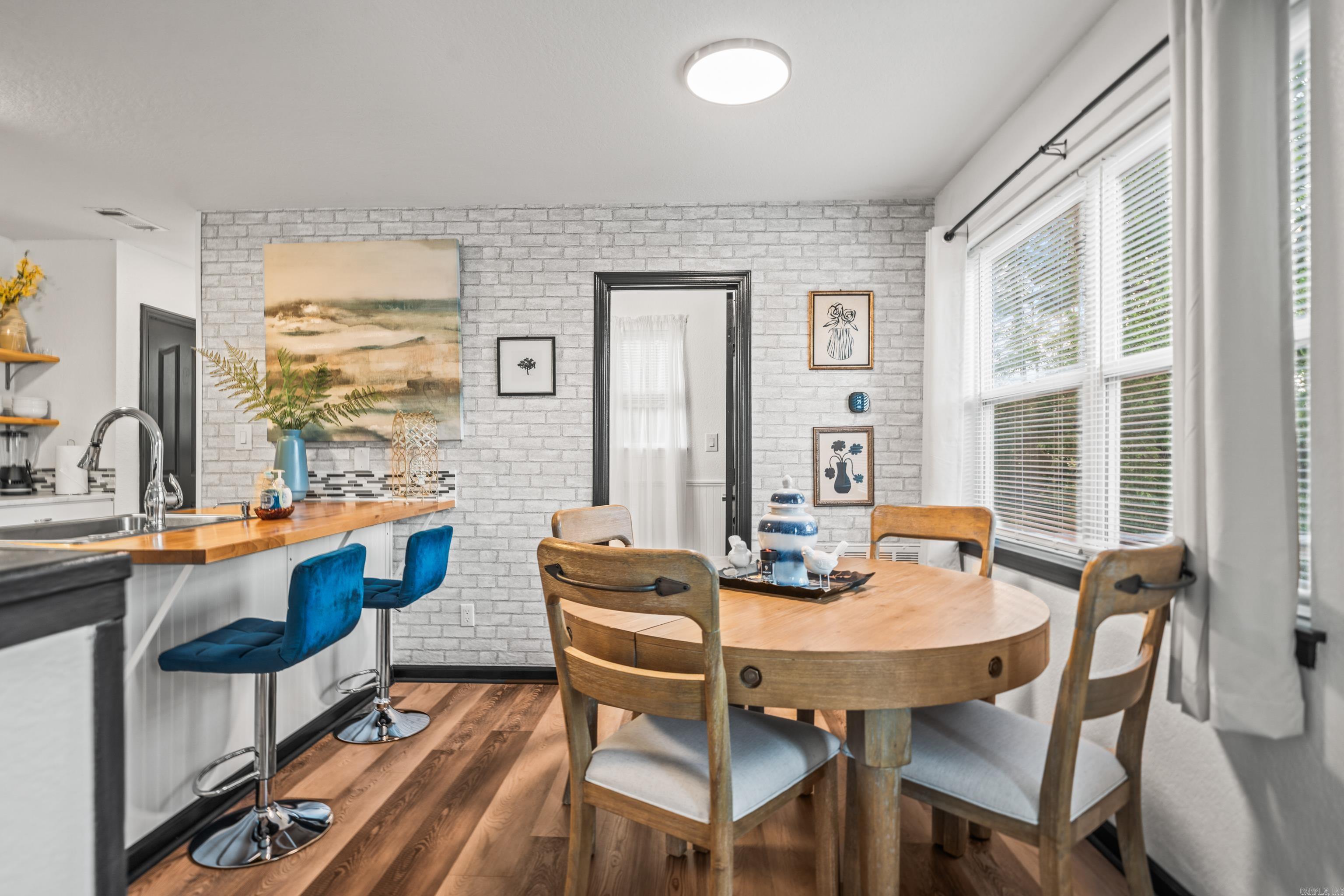 Metes & Bounds - Residential Income