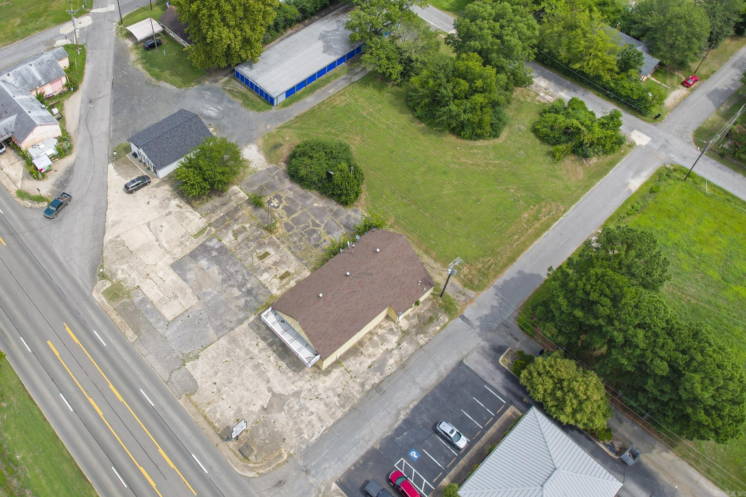 Mena Original - Commercial Sale