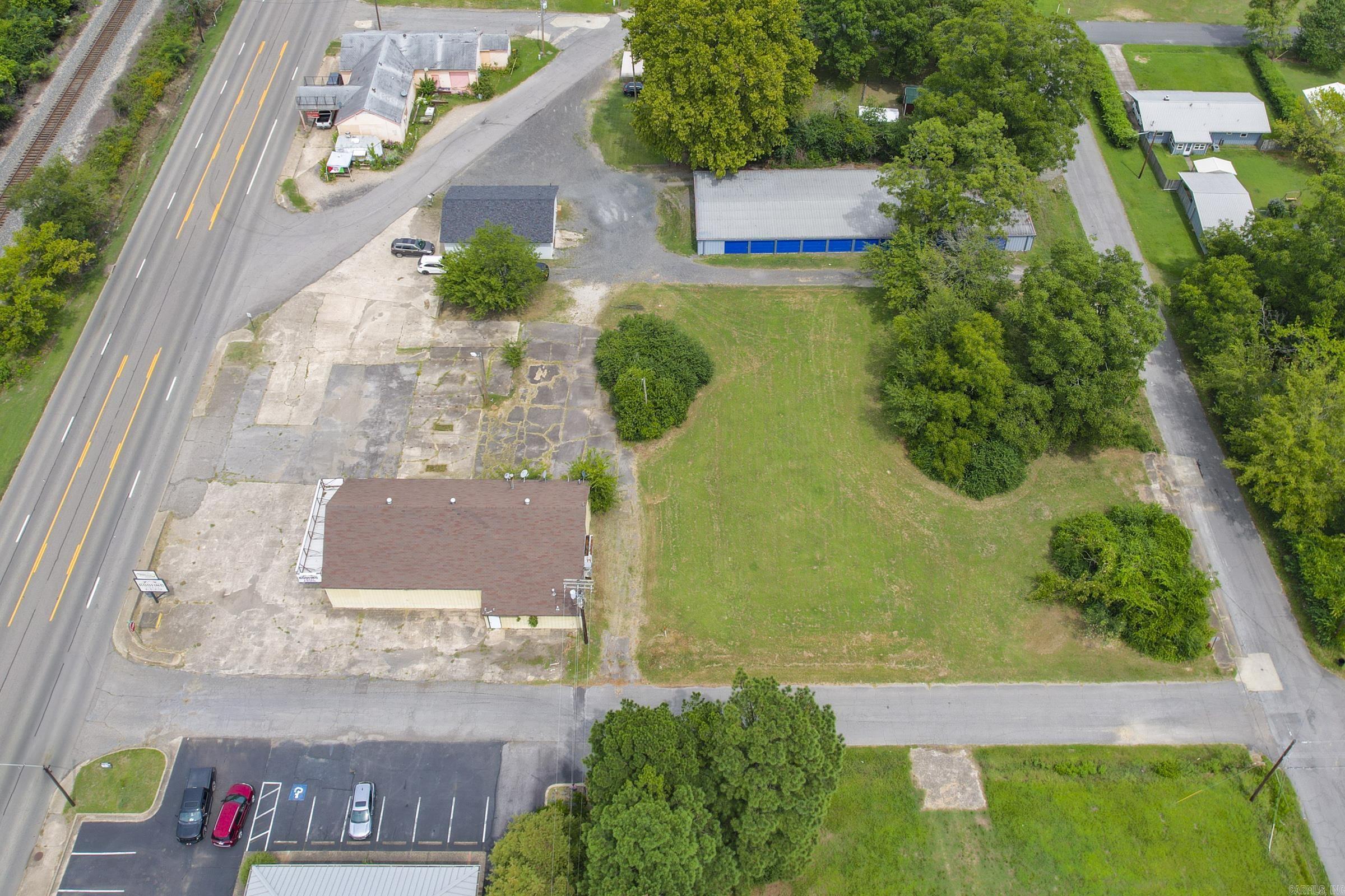 Mena Original - Commercial Sale