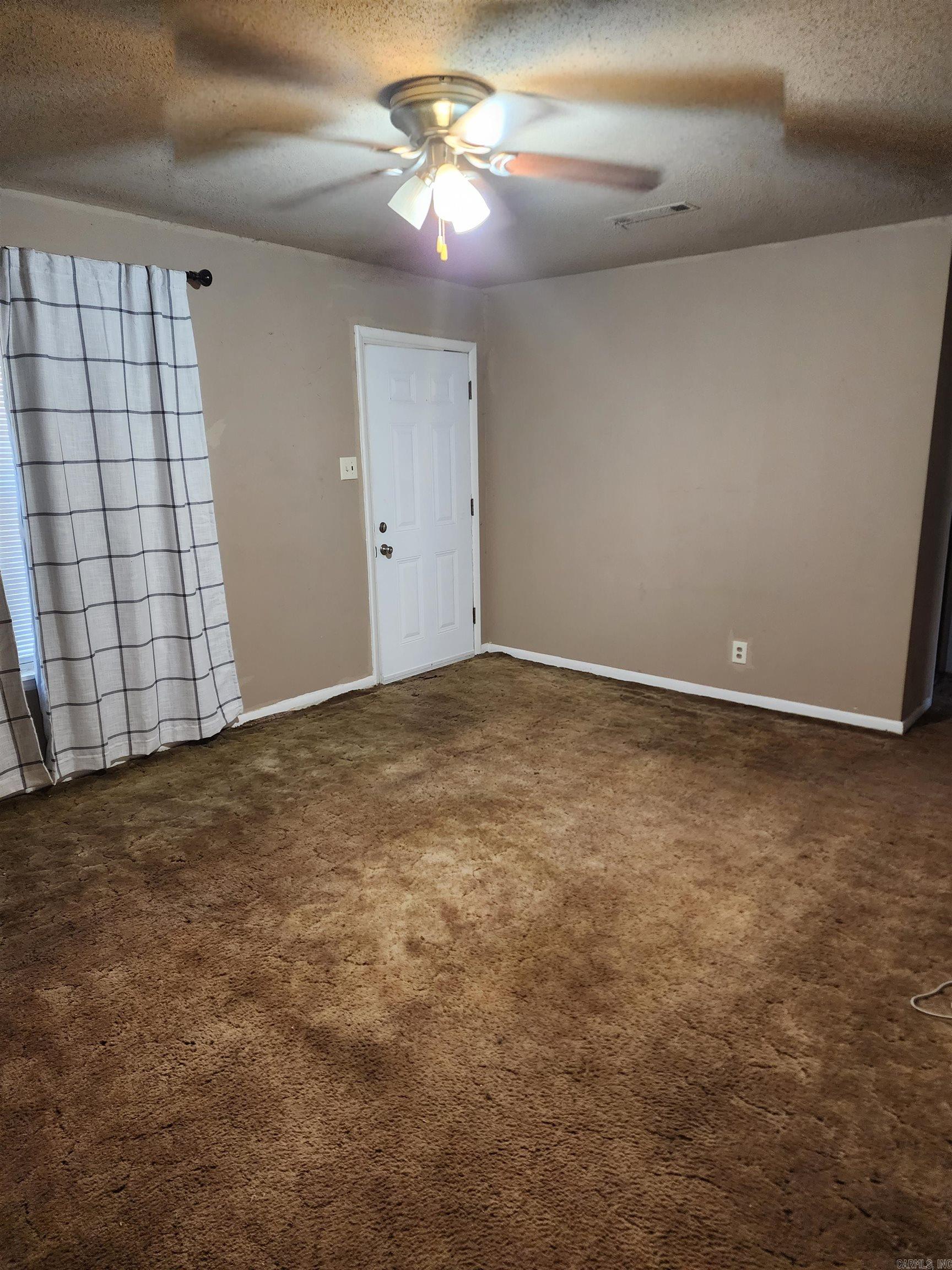 WAKEFIELD VILLAGE - Residential