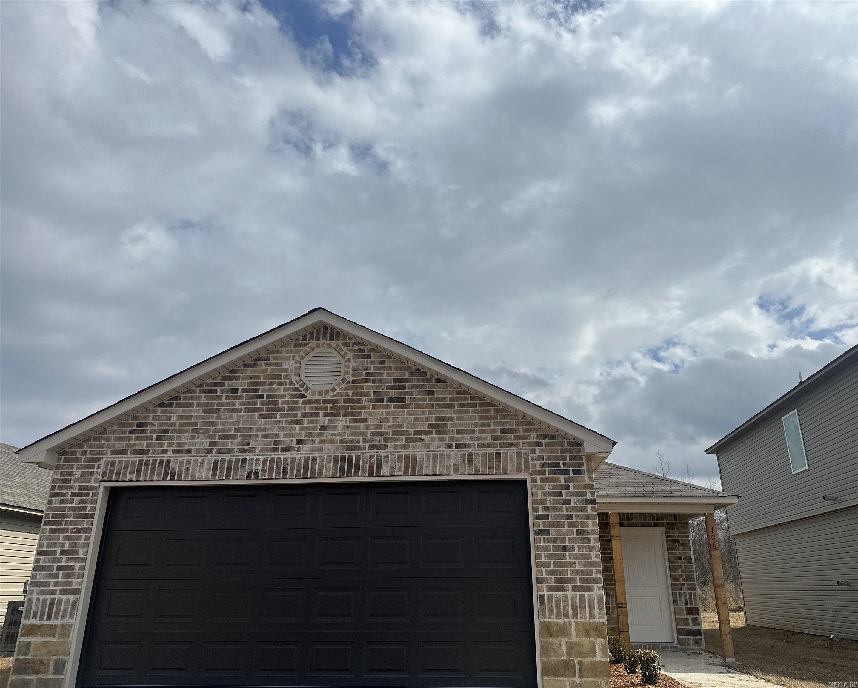 CYPRESS BEND AT WHITE OAK CROSSI - Residential