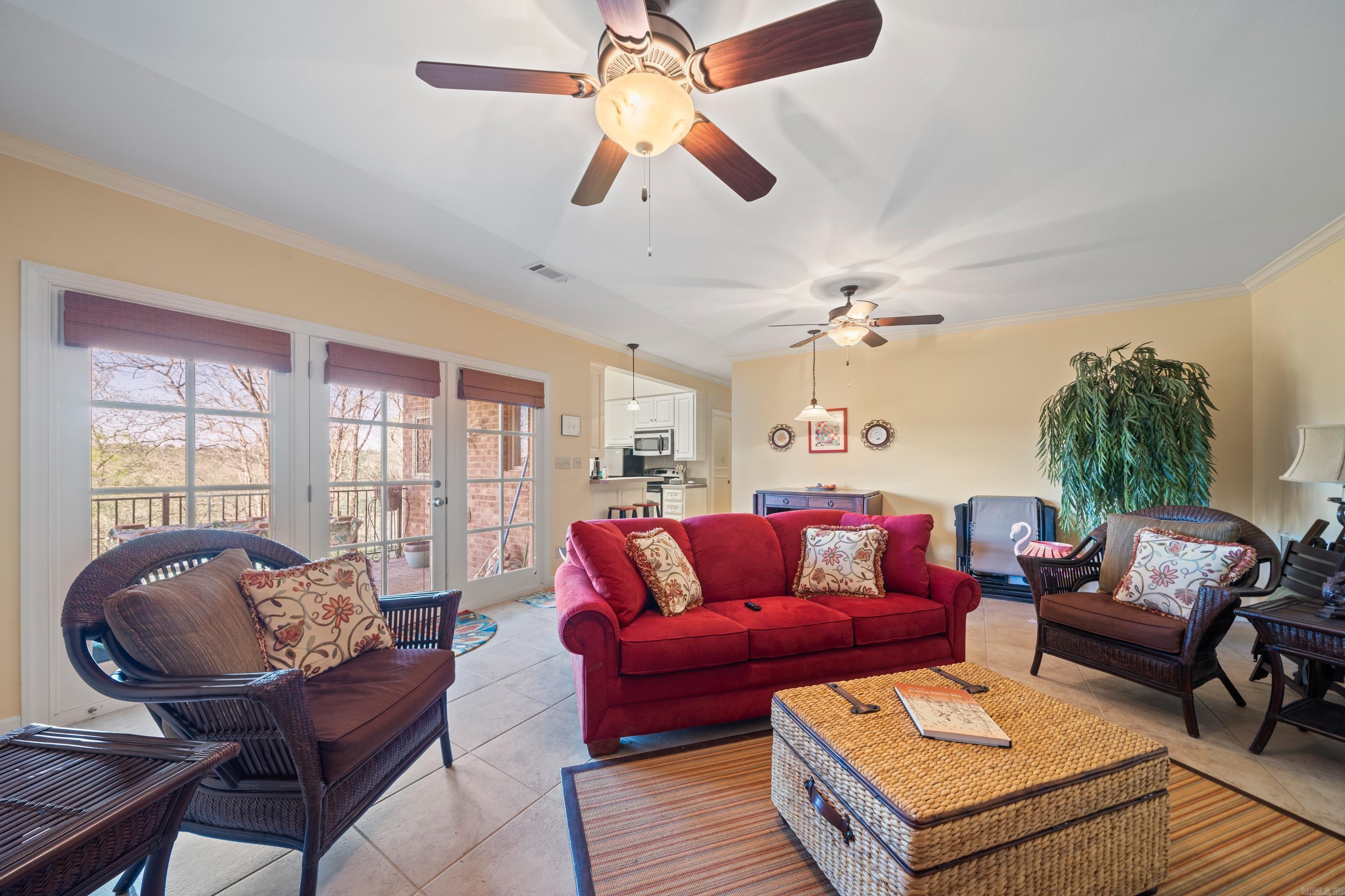 LAKE FOREST SHORES - Residential