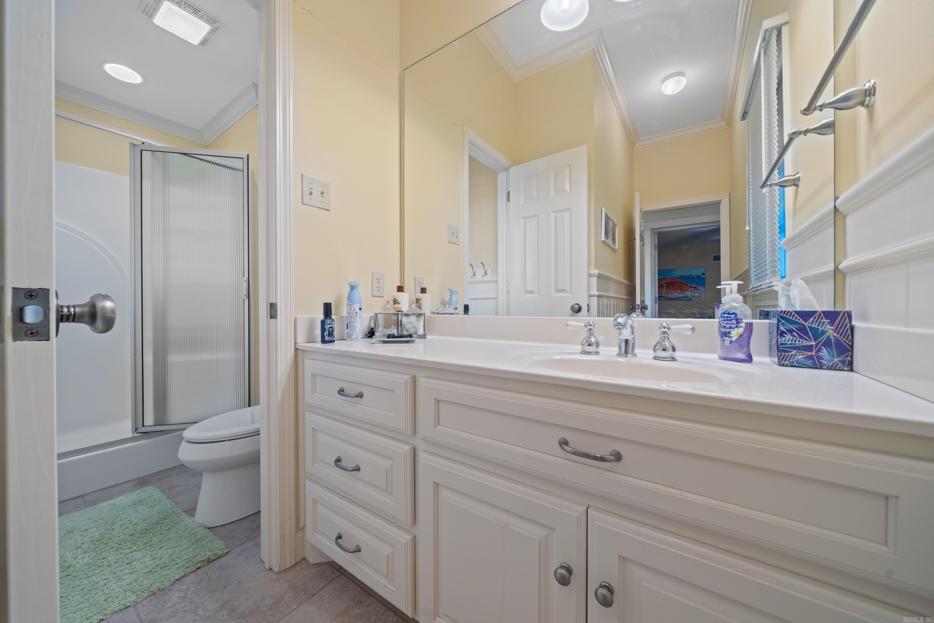 LAKE FOREST SHORES - Residential
