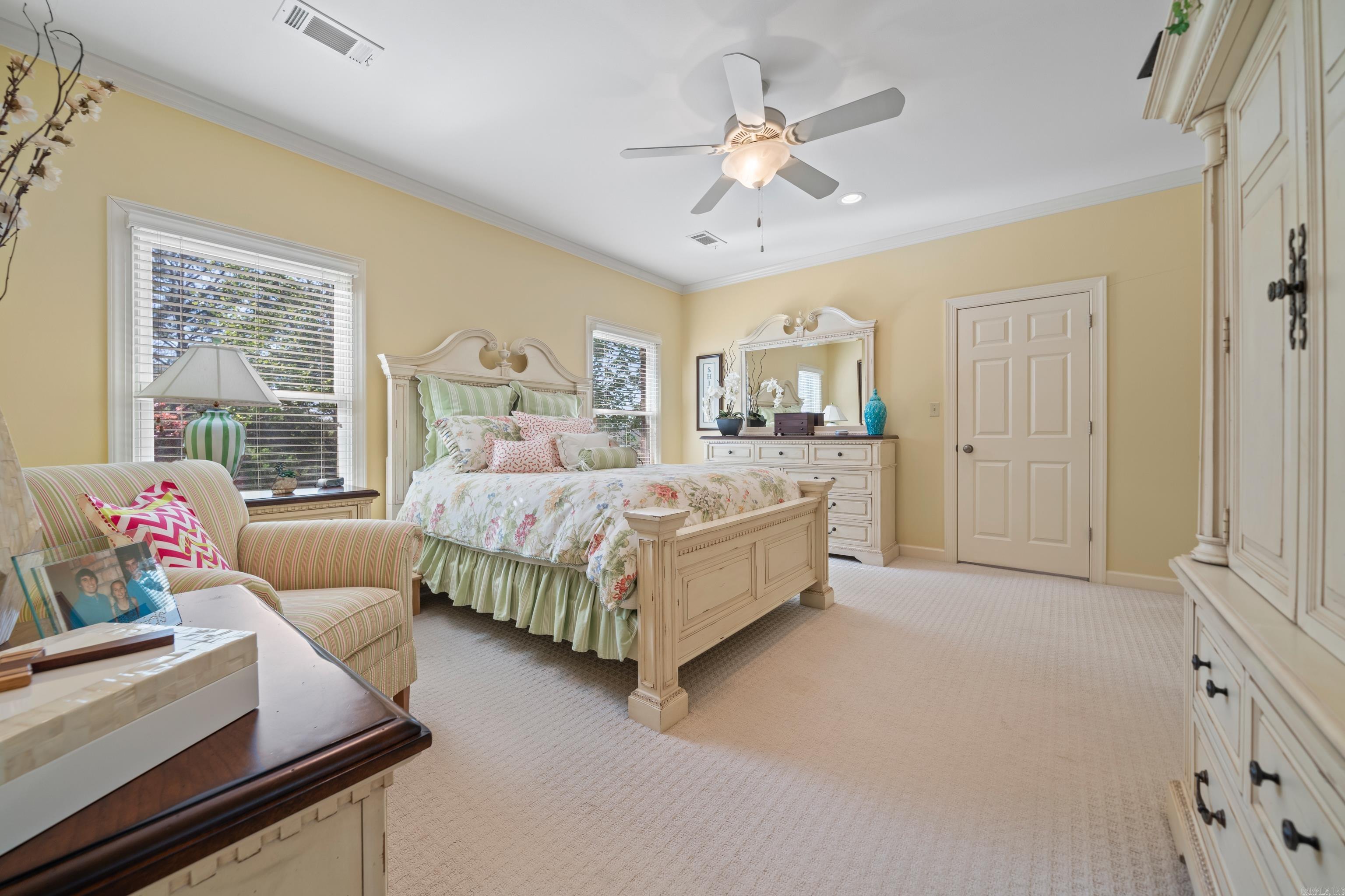 LAKE FOREST SHORES - Residential