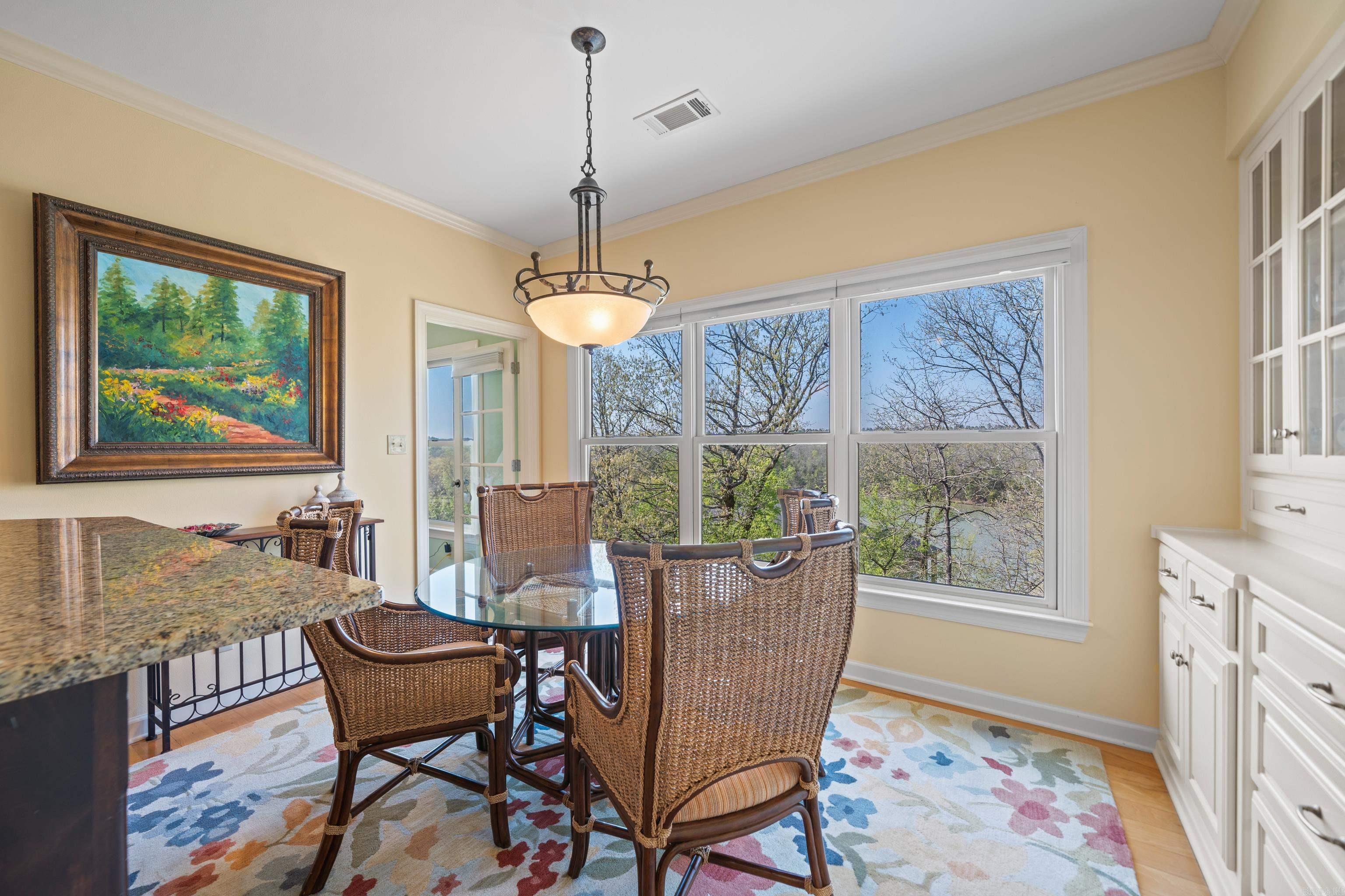 LAKE FOREST SHORES - Residential