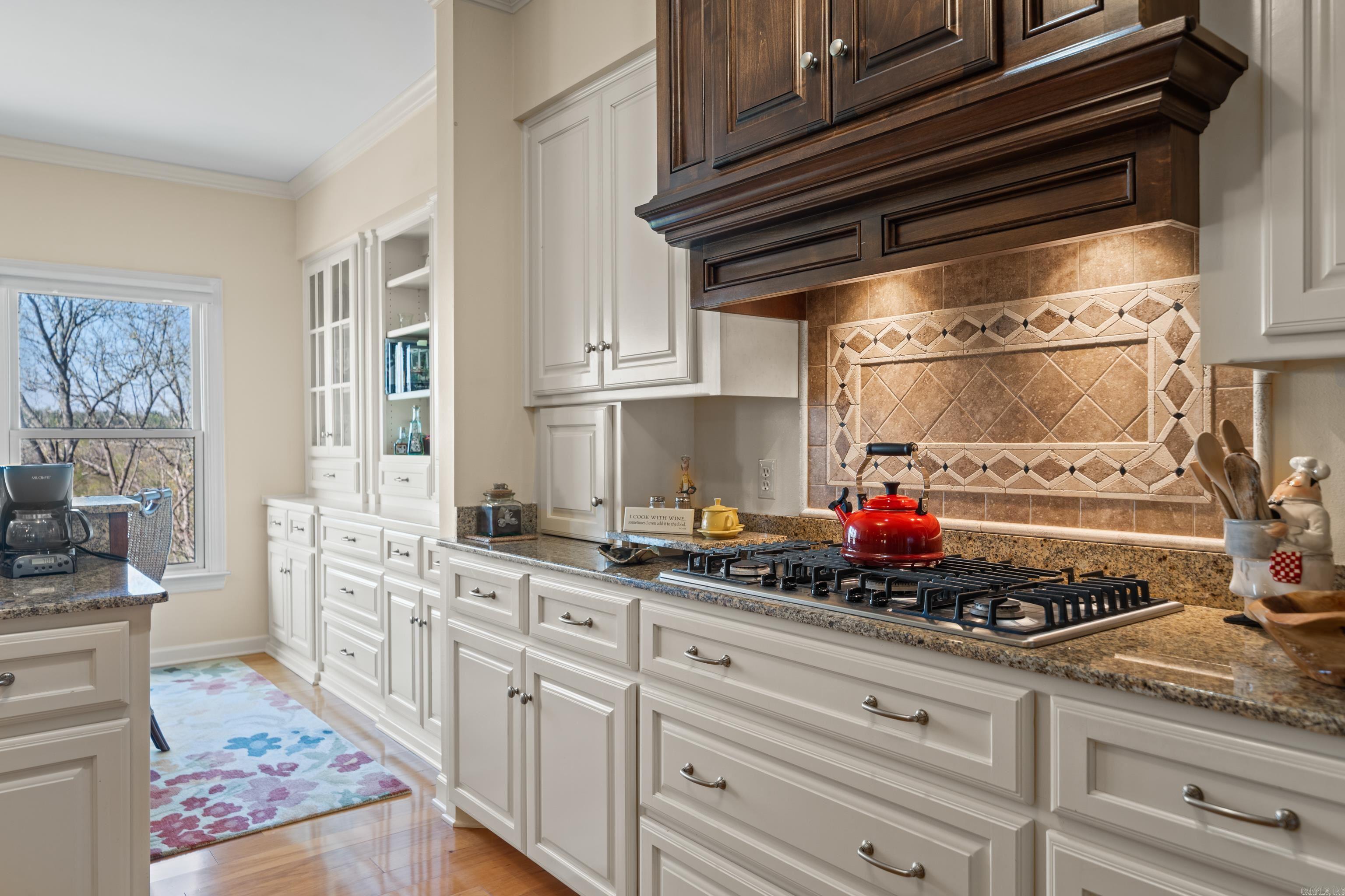 LAKE FOREST SHORES - Residential